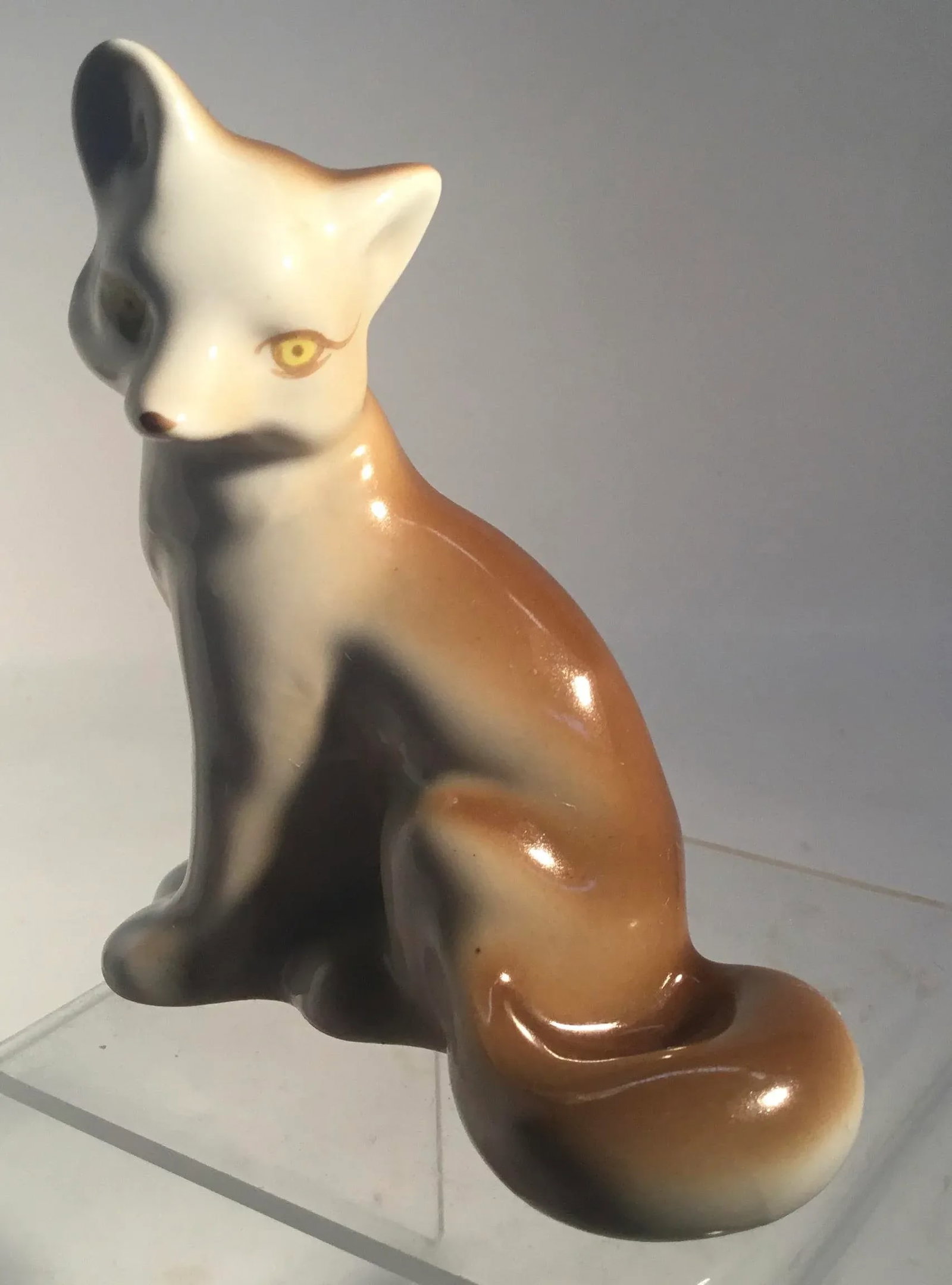 Vintage Russian Porcelain Figurine of a Fox - 3