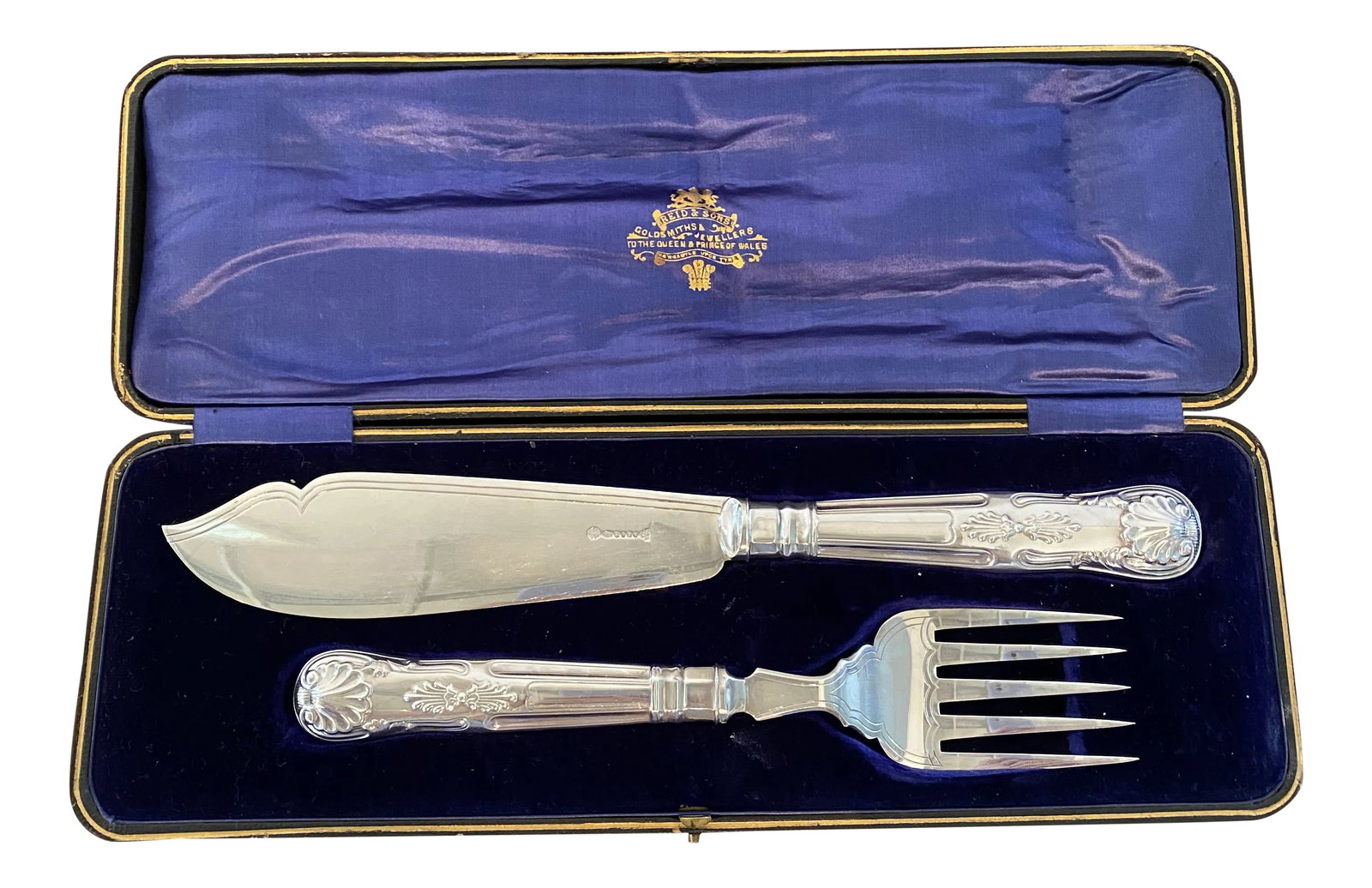 Kings Pattern Silver Serving Set - Set of 2: Stunning silver plate King's pattern fish set in original gold tooled leather presentation box made by William Hutton and Sons of England for Reid and Sons, a retailer with a royal Warrant. This set w
