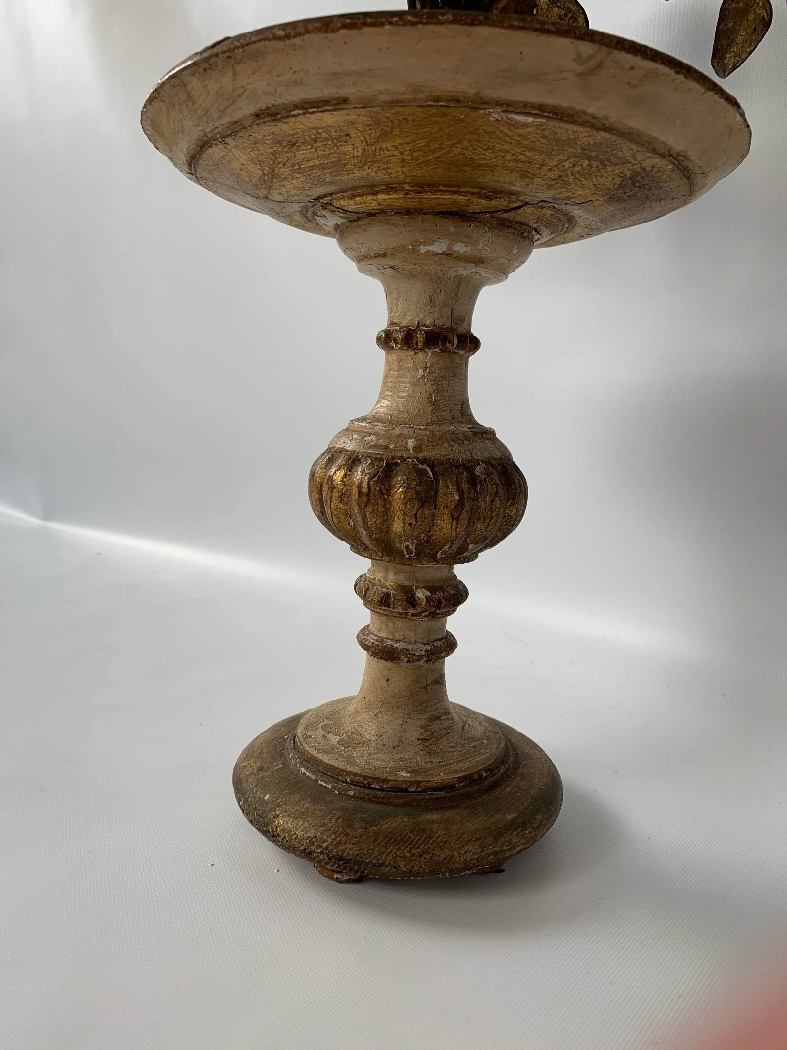 Antique Italian Gilded Wood and Tole Candelabra for 5 Candles - 6