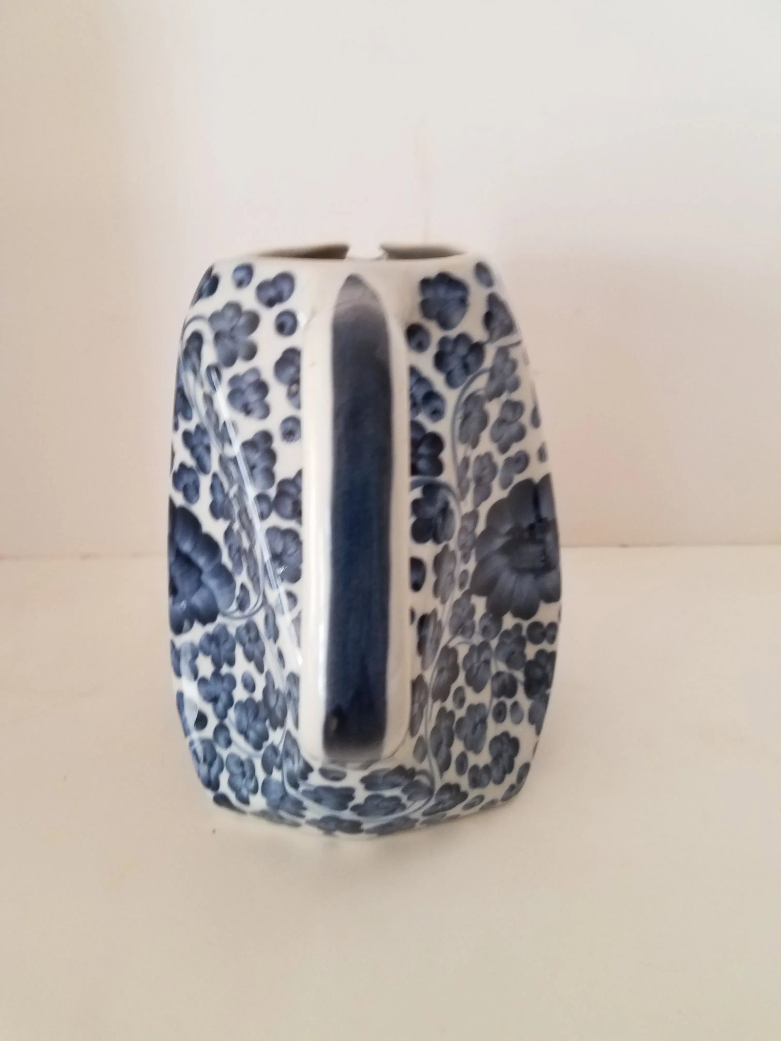Vintage 1980s Chinoiserie Blue & White Ceramic Beverage Pitcher - 2
