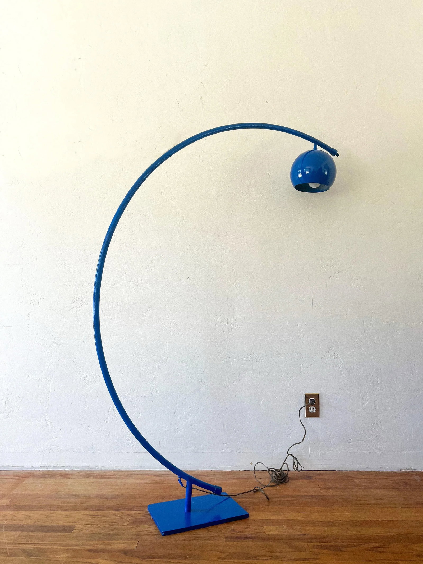 Sculptural Mid-Century Modern Arc Floor Lamp Attributed to Reggiani, 1970s - 2