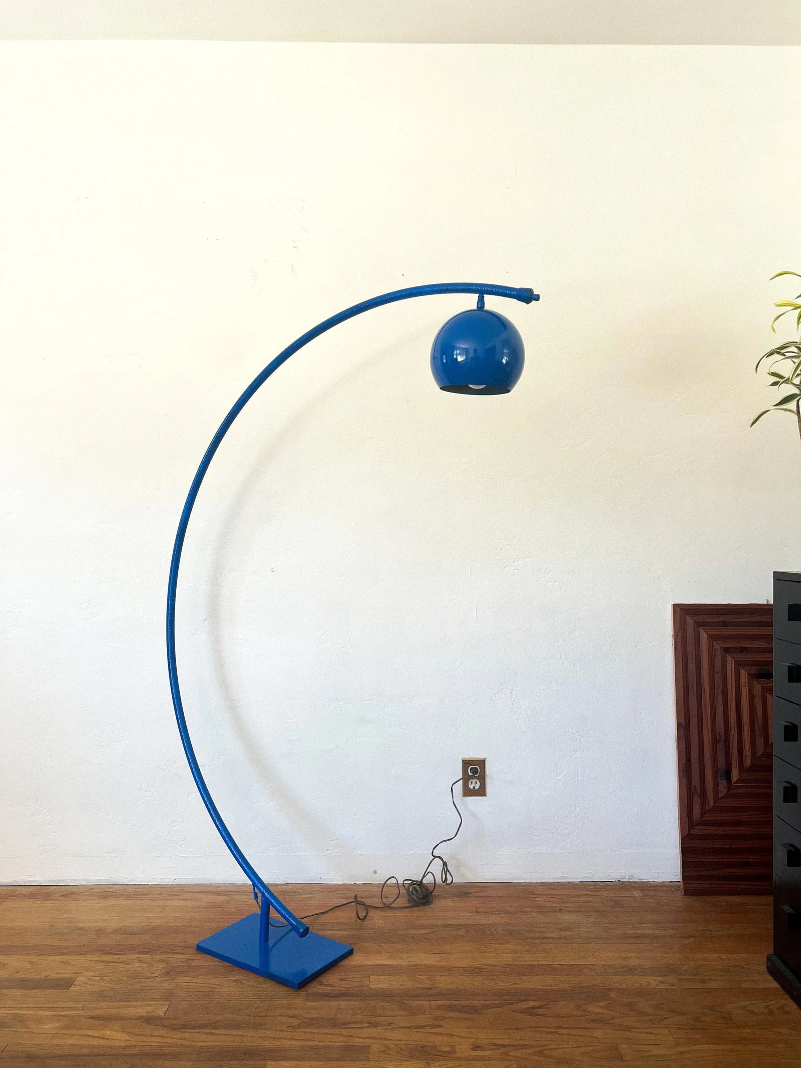 Sculptural Mid-Century Modern Arc Floor Lamp Attributed to Reggiani, 1970s - 4