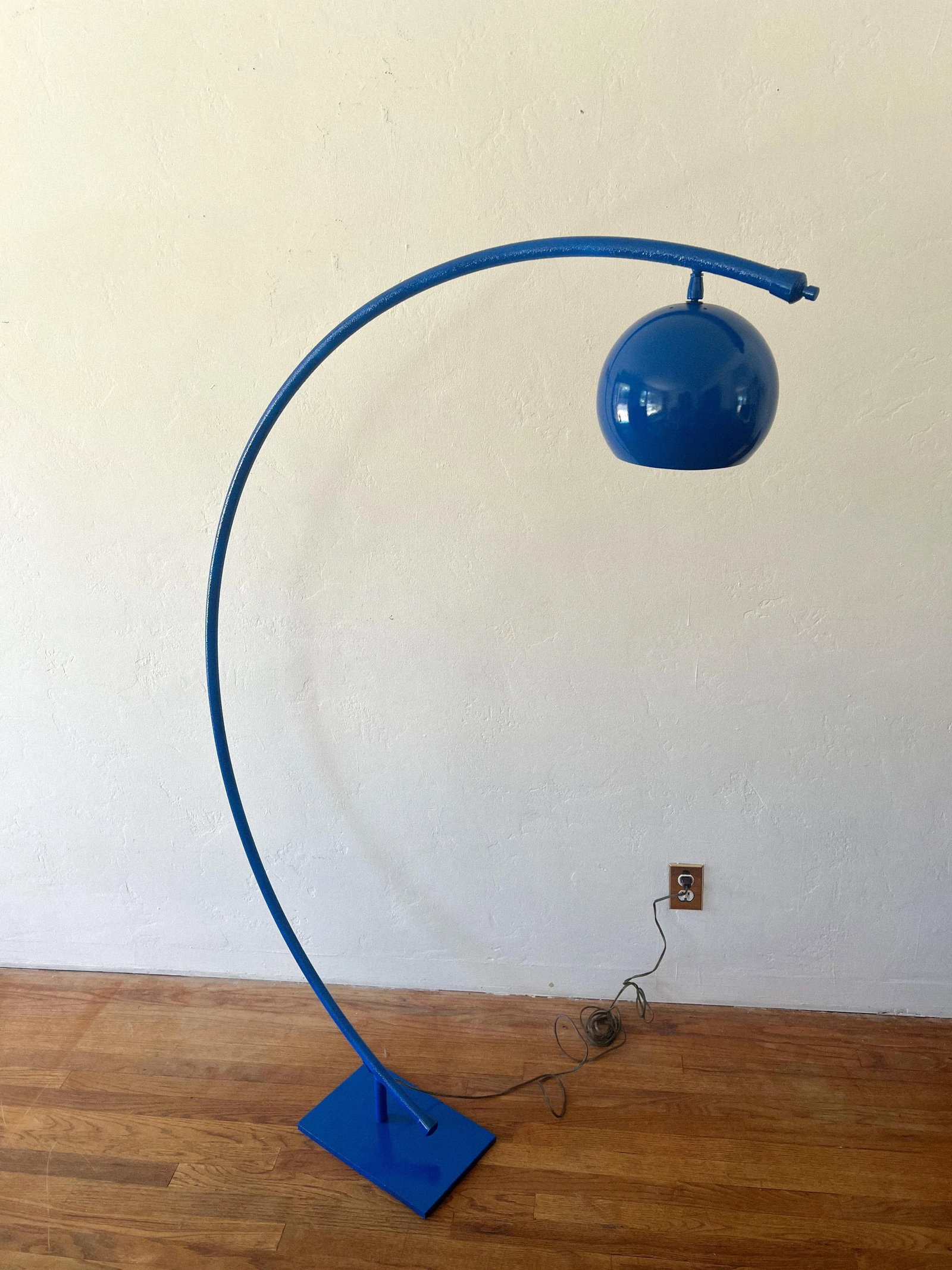 Sculptural Mid-Century Modern Arc Floor Lamp Attributed to Reggiani, 1970s - 9