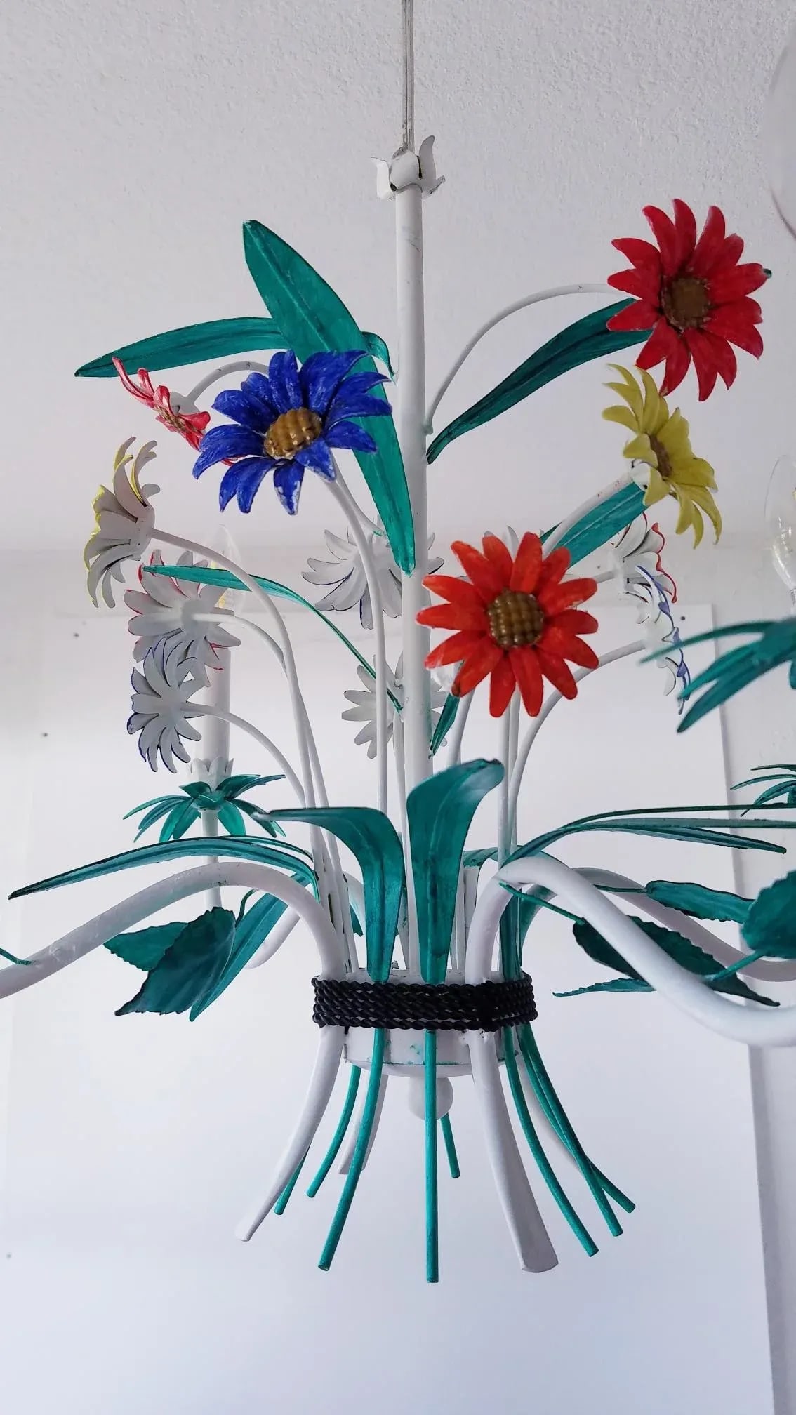 Mid-Century Italian Florentine Chandelier Painted Metal Tole Flowers Ceiling Light - 4