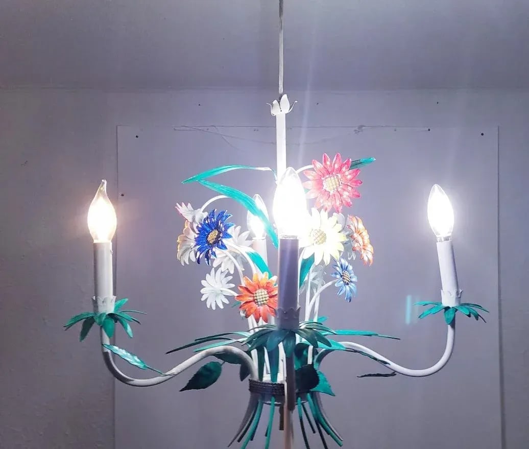 Mid-Century Italian Florentine Chandelier Painted Metal Tole Flowers Ceiling Light - 9