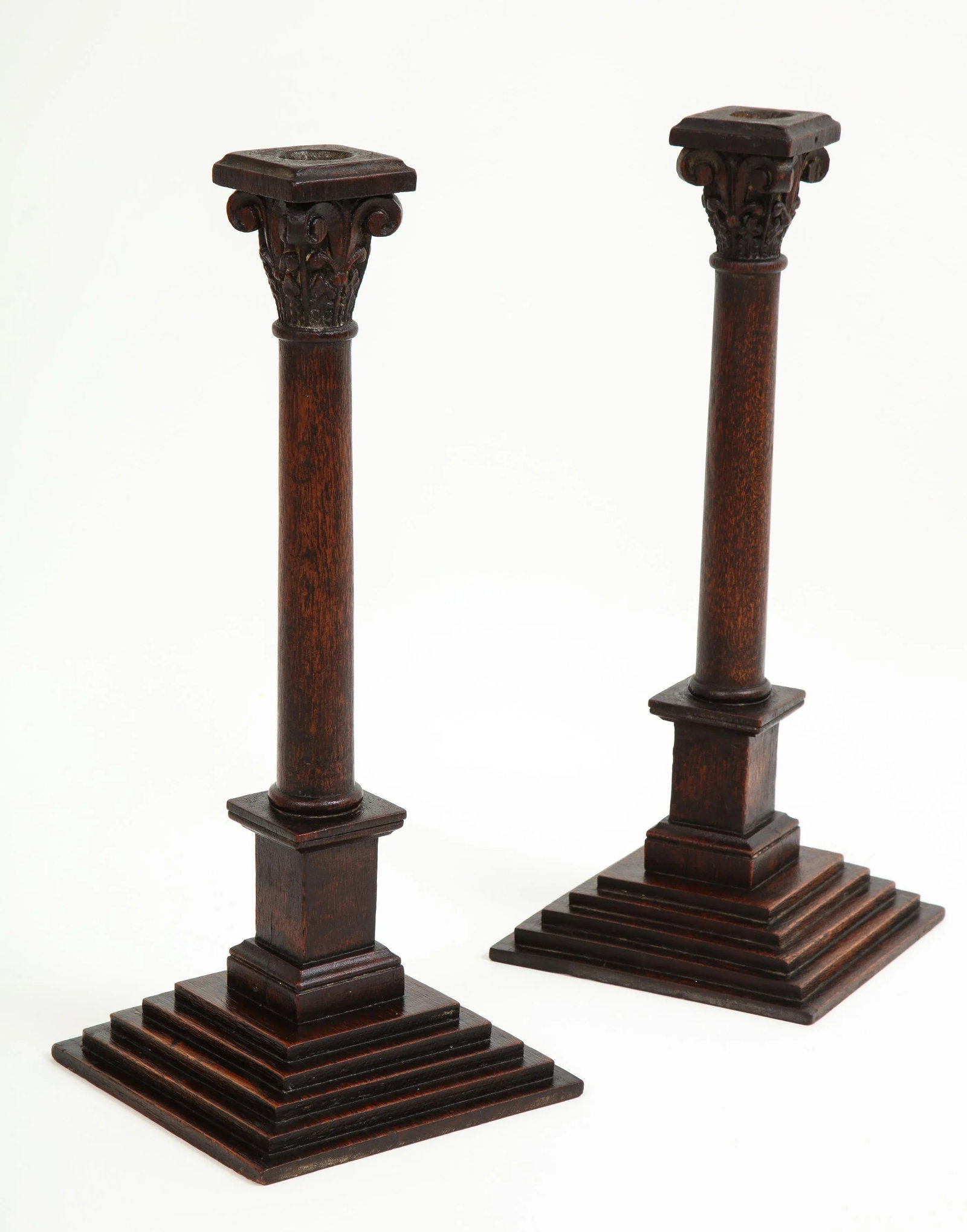 George III Neoclassical Candlesticks - a Pair - 2