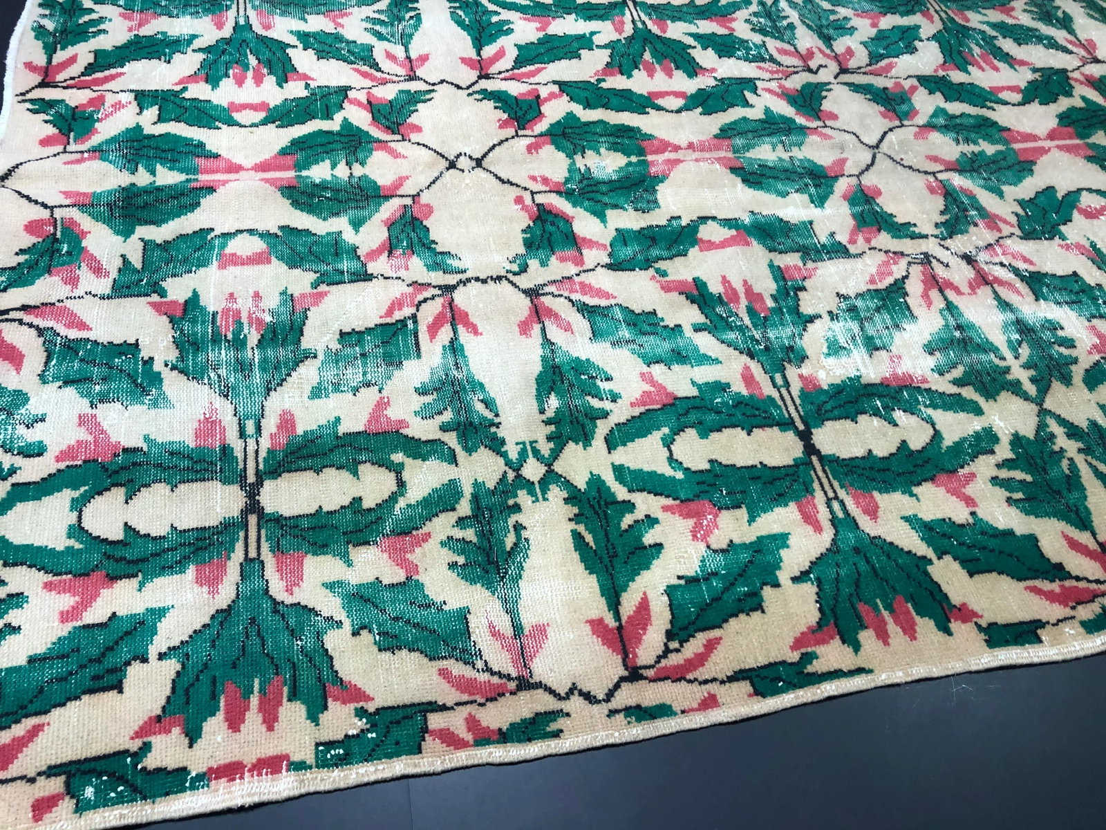 Vintage Christmas Turkish Handmade Beige and Green Rug - 8