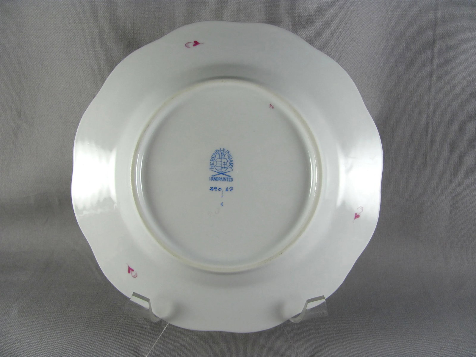 7-1/2" Herend Chinese Bouquet Raspberry Round Cheese Dish - 11
