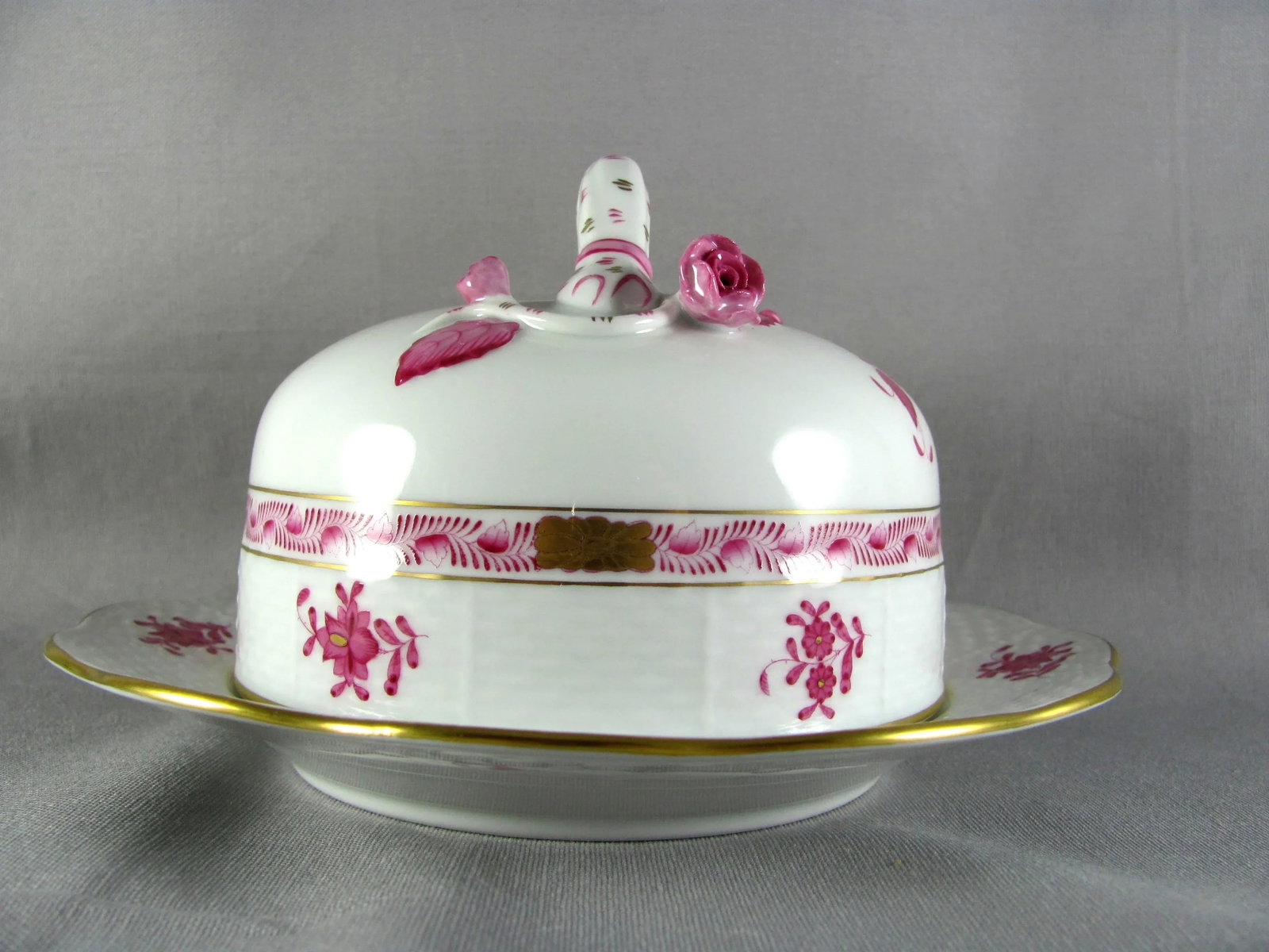 7-1/2" Herend Chinese Bouquet Raspberry Round Cheese Dish - 8