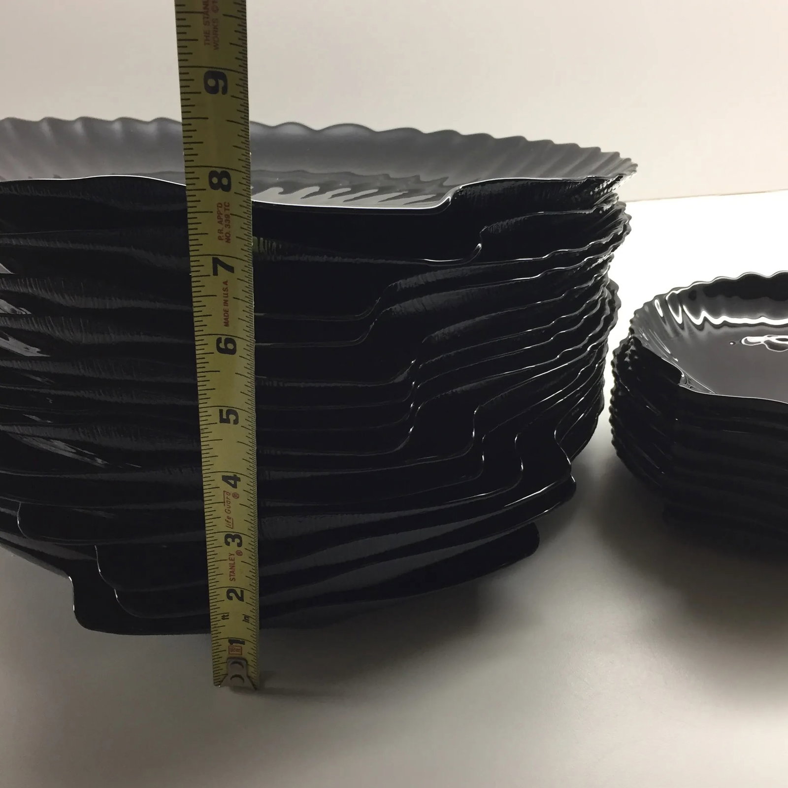 70s Arcoroc French Deco Jet Black Glass Clamshell Dinnerware Set- 24 Pieces - 12