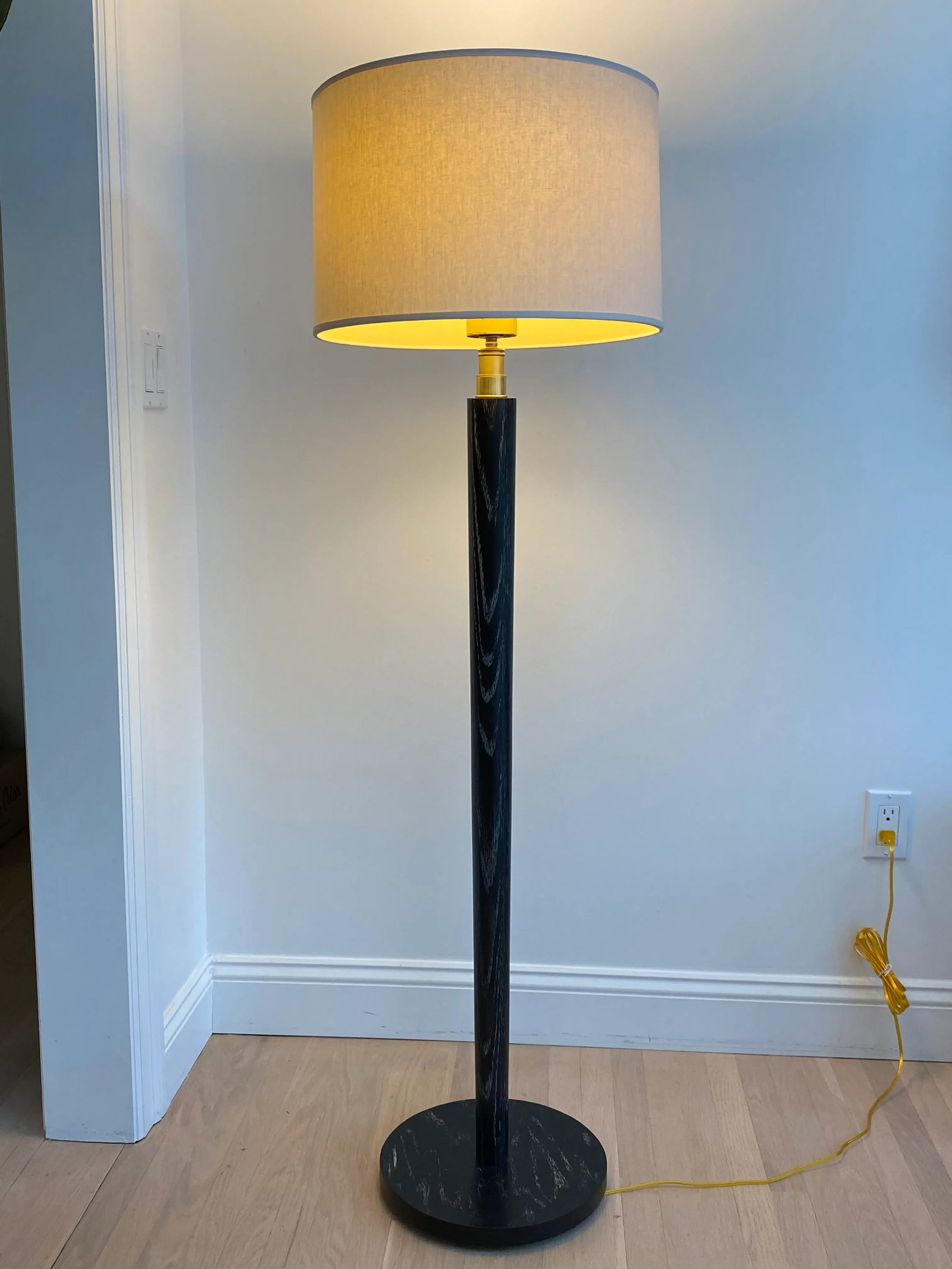 1940s Mid-Century Modern Ebonized Cerused Oak Floor Lamp - 2