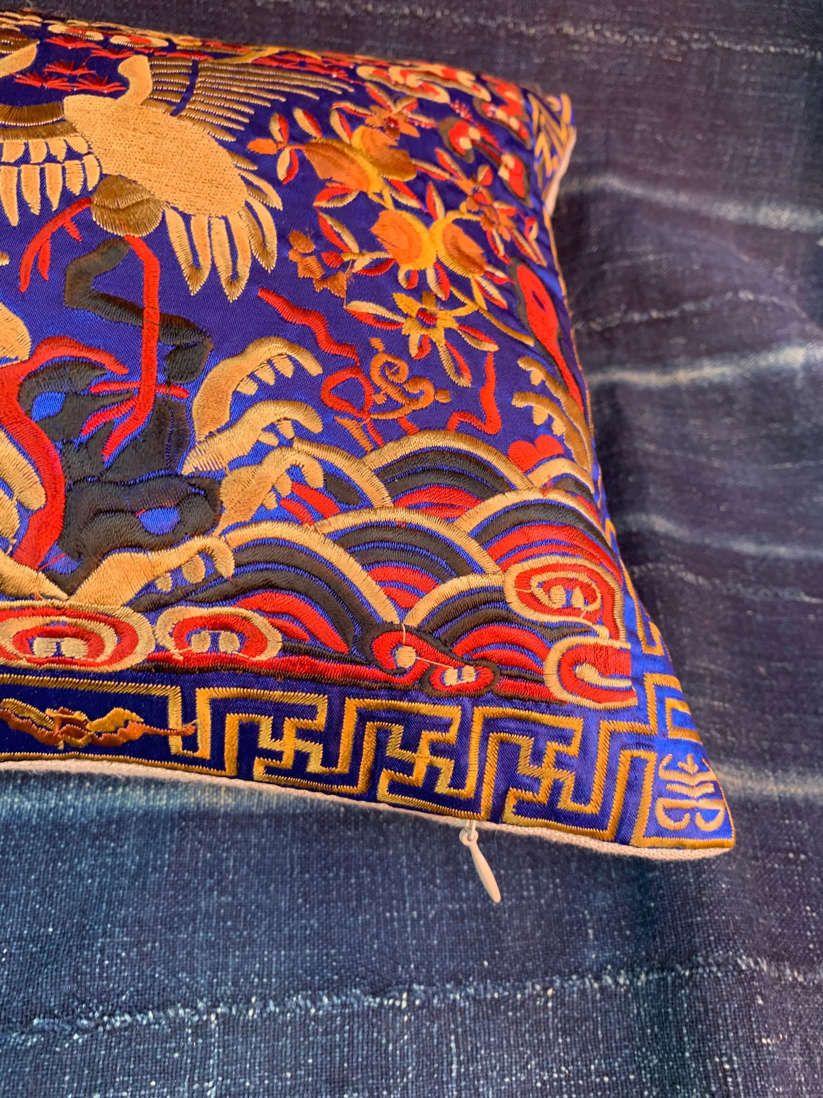 Hollywood Regency Blue & Gold Silk Embroidered Chinoiserie Boudoir Lumbar Pillow - 4