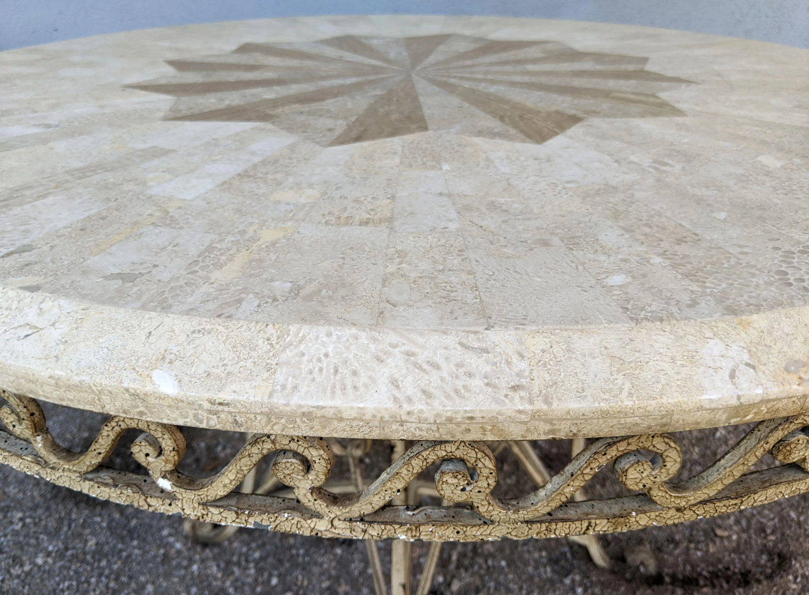 1990s Thomasville 44" Wrought Iron Table W/Tessellated Fossiliferous Limestone Top - 8