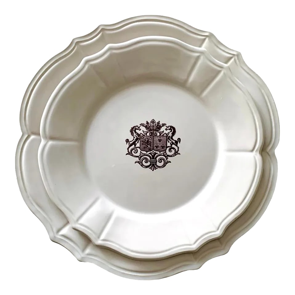 Rare Niderviller Faience Plates - French Elegance & Heritage French Faience Niderviller France Dinne: Rare Set of 20 Niderviller Faience Plates - French Elegance & Heritage An exceptionally rare and luxurious set of 20 faience plates by Faiencerie de Niderviller, one of France's oldest and most esteem