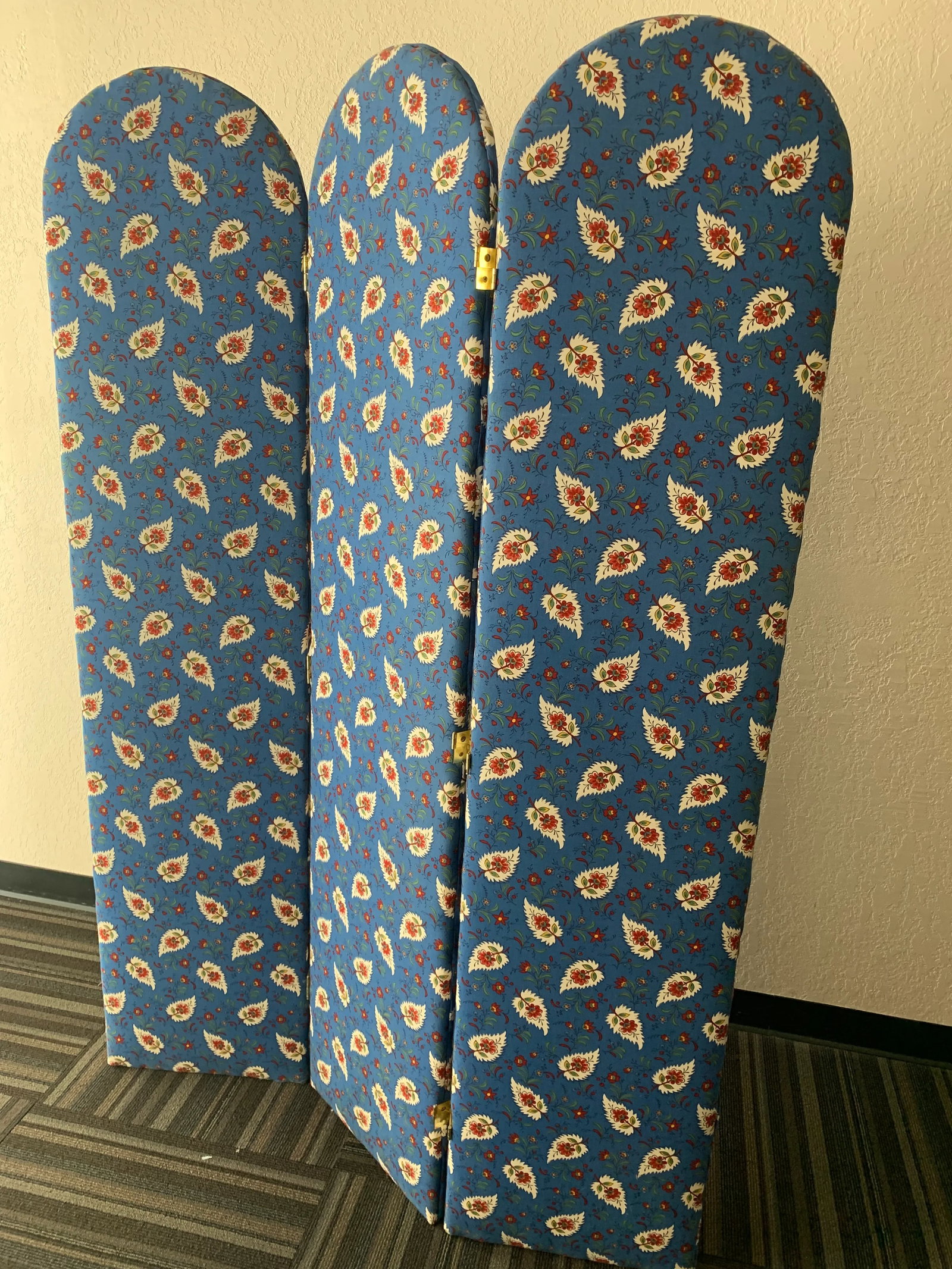 Vintage Pierre Deux Fabric Screen/Room Divider in Blue Background - 3