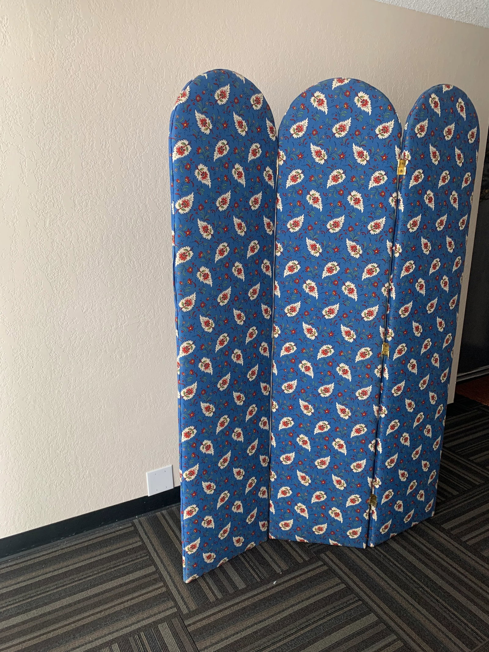 Vintage Pierre Deux Fabric Screen/Room Divider in Blue Background - 4