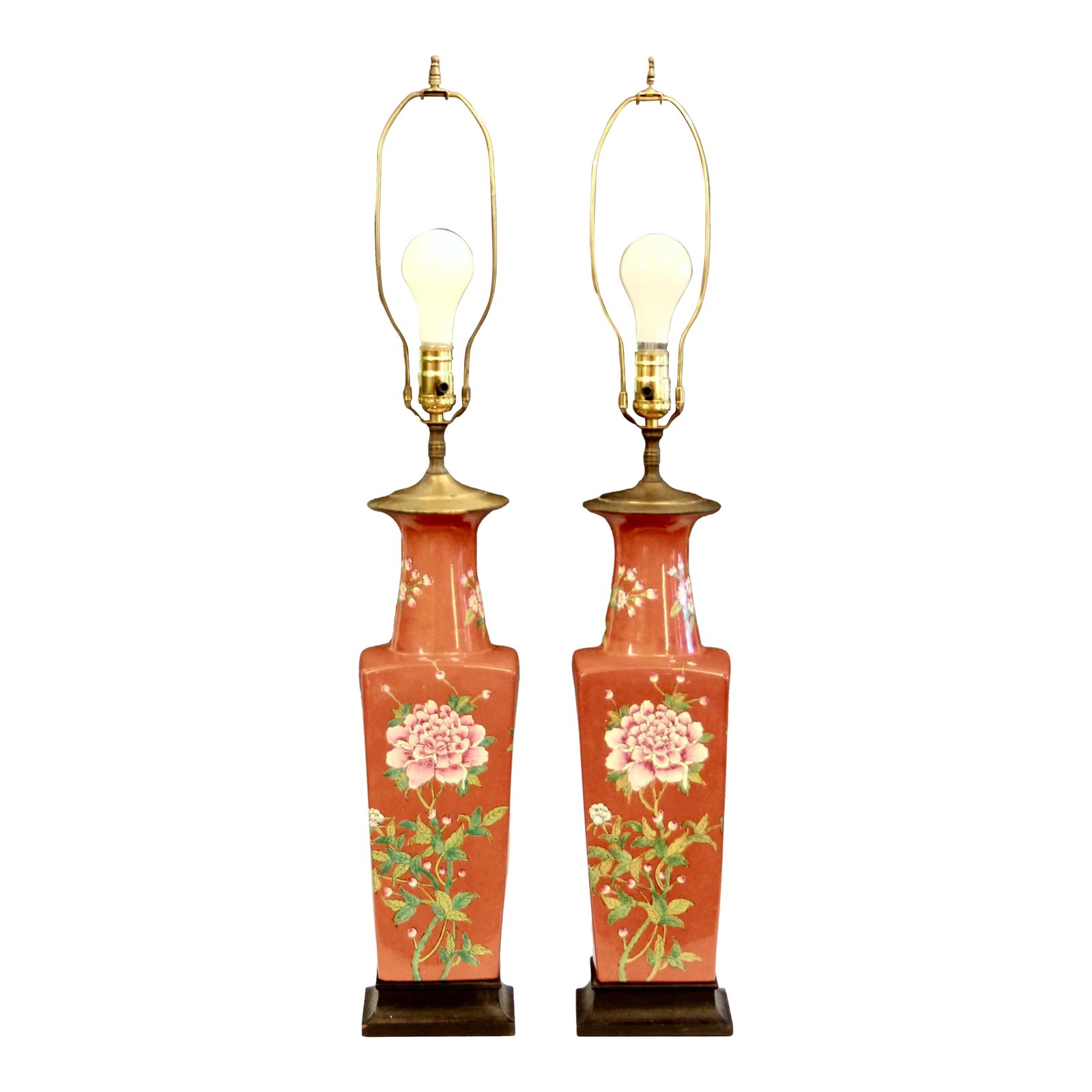Pair 1970s Chinese Porcelain Chinoiserie Square Lamps Vase Famille Rouge: Pair vintage Chinese porcelain square form bottle lamps richly decorated with peonies on a cinnamon red ground, circa 1970's. Beautiful color, nice quality painting. 3-way switches. Shades not