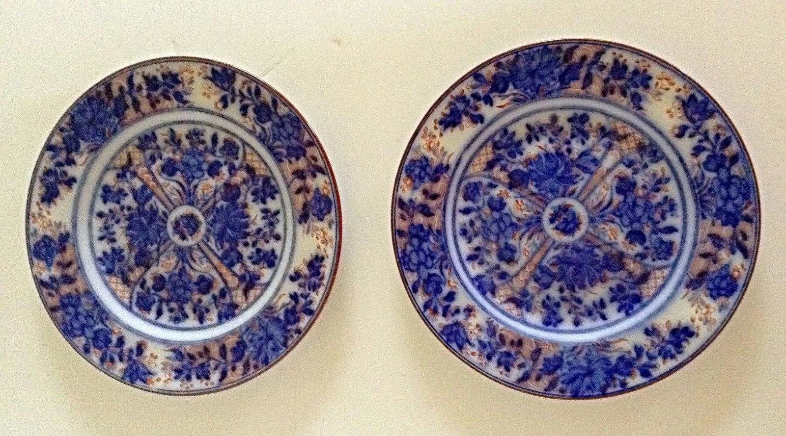 19th C Wedgwood Flow Blue Plates - Pair of 2 - 2