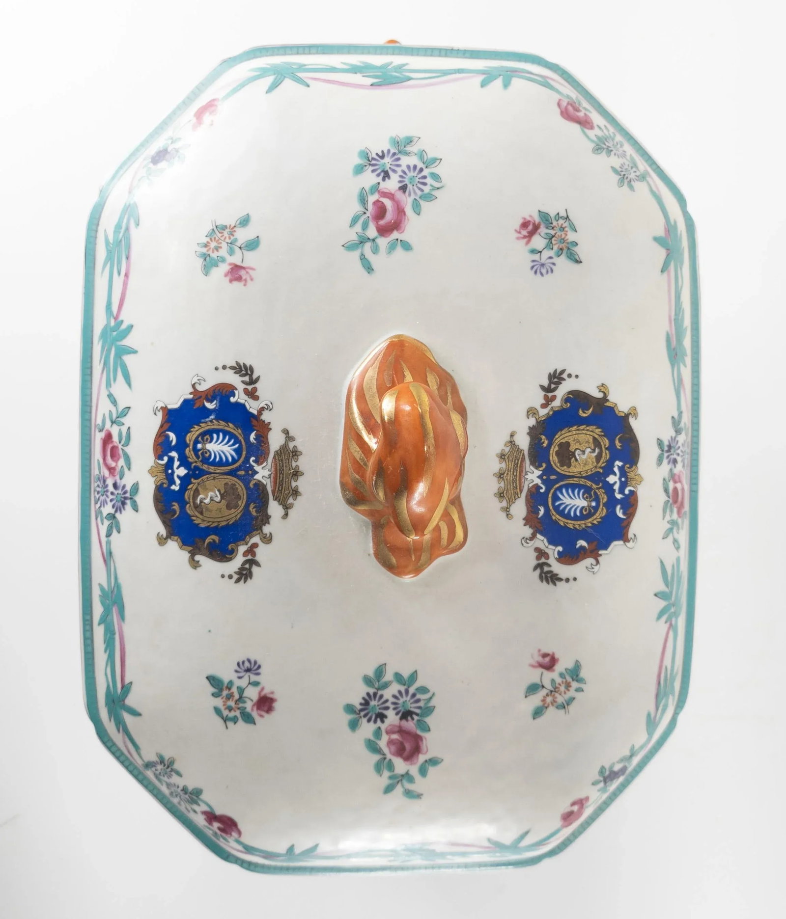 Contemporary Chinoiserie Chinese Export Famille Rose Tureen - 6
