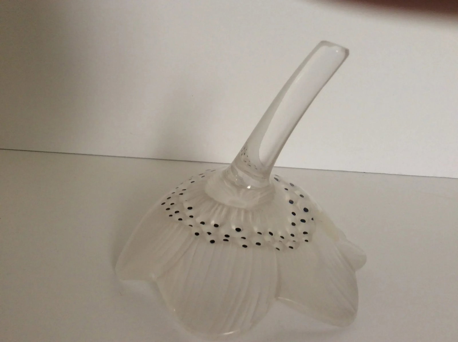 1990s Lalique Anemone Frosted Crystal Paperweight - 5