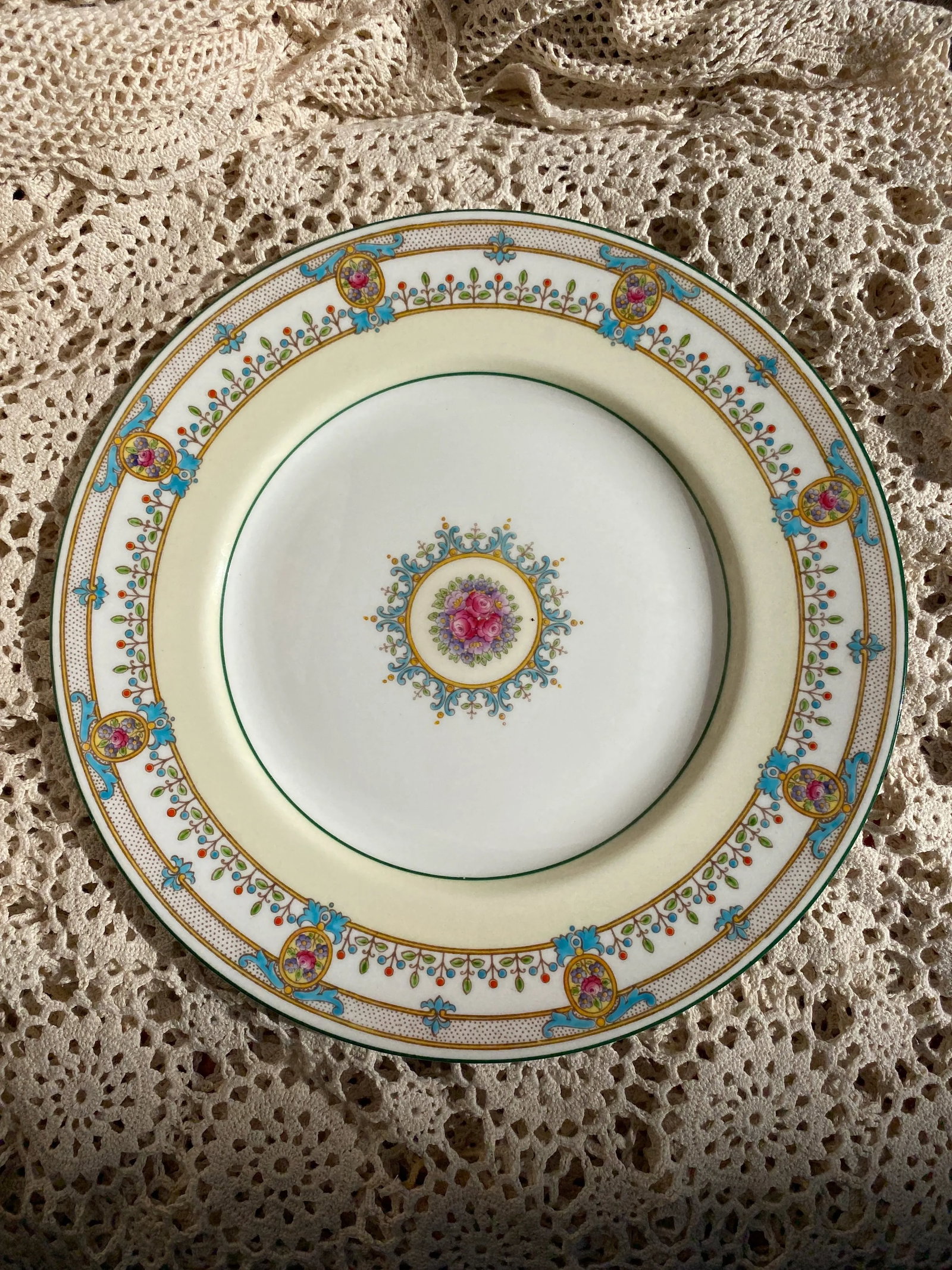 Antique Wedgwood Tintagel Dinner Plates- Set of 8 - 3