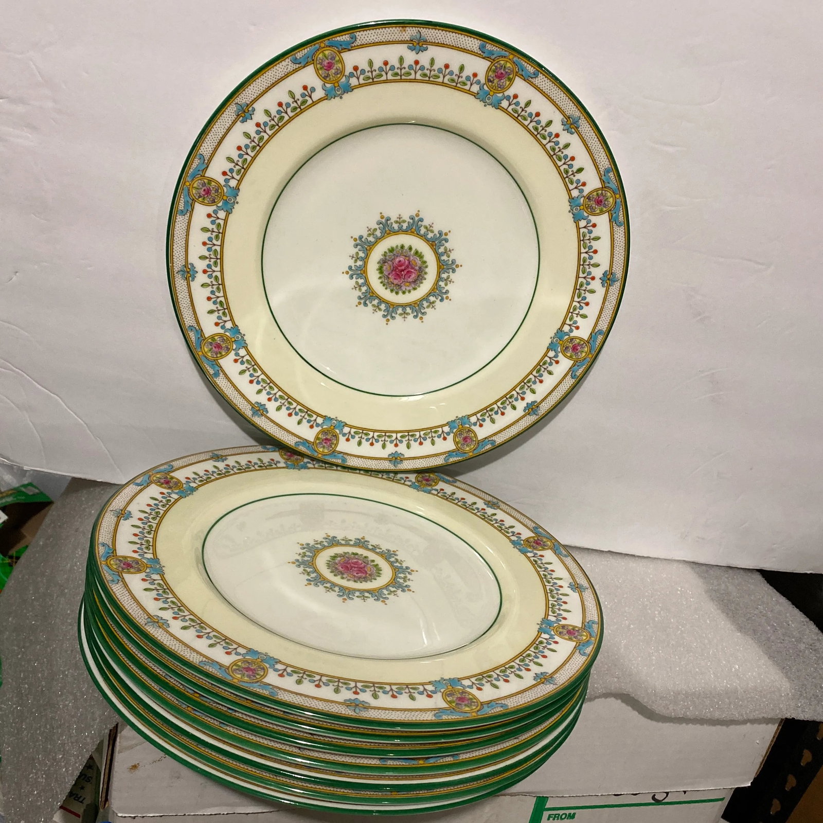 Antique Wedgwood Tintagel Dinner Plates- Set of 8 - 8