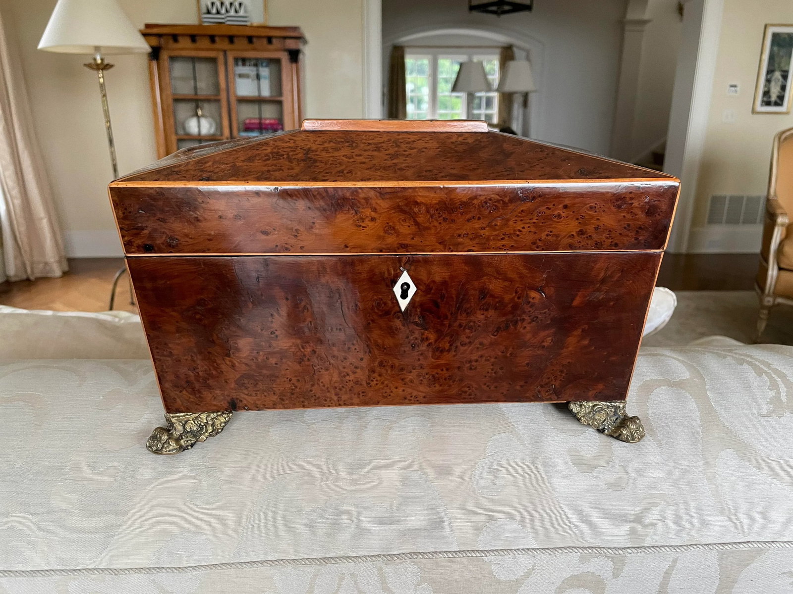 Antique Regency Yew Burled Footed Tea Caddy - 11