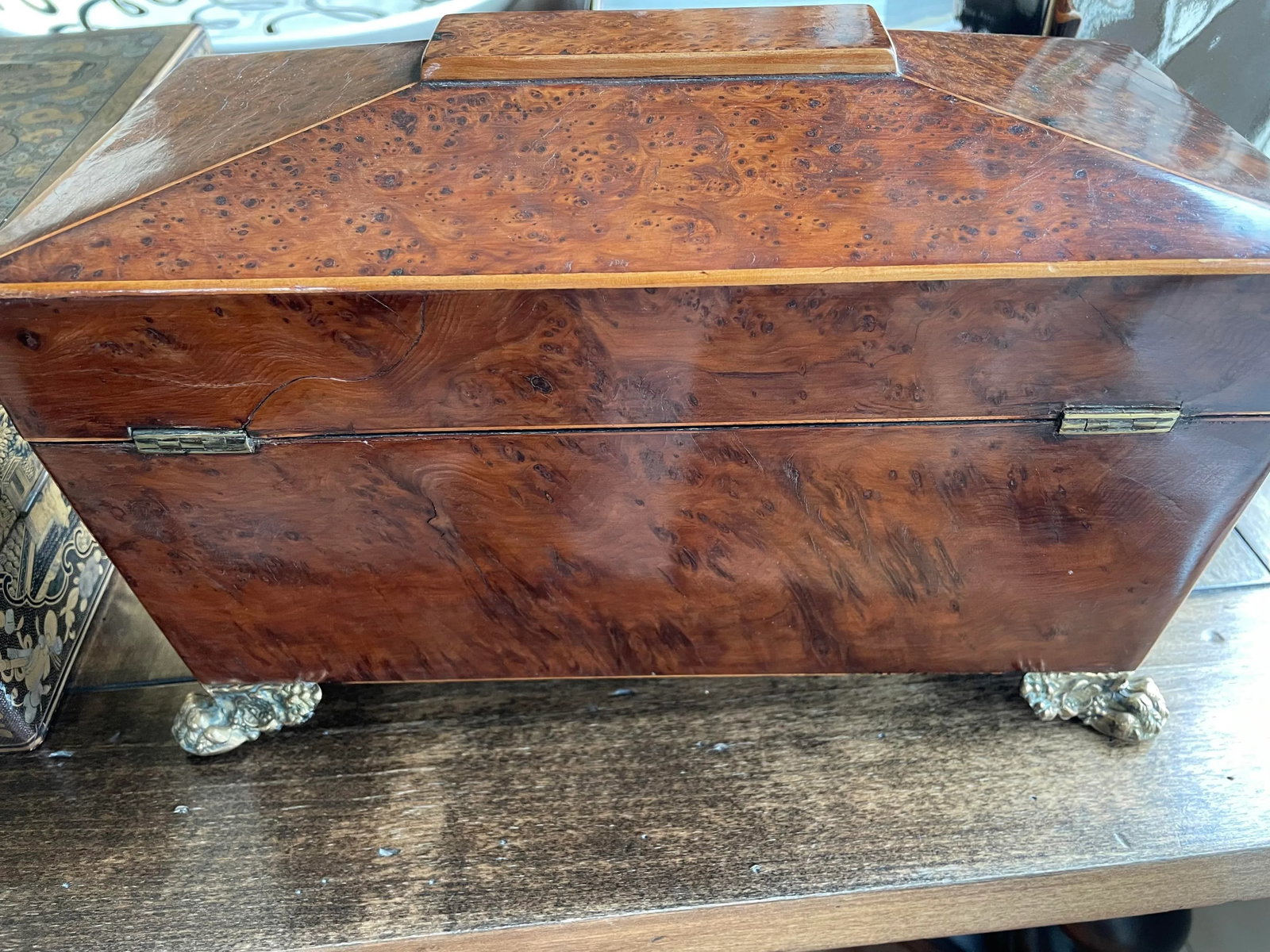 Antique Regency Yew Burled Footed Tea Caddy - 9