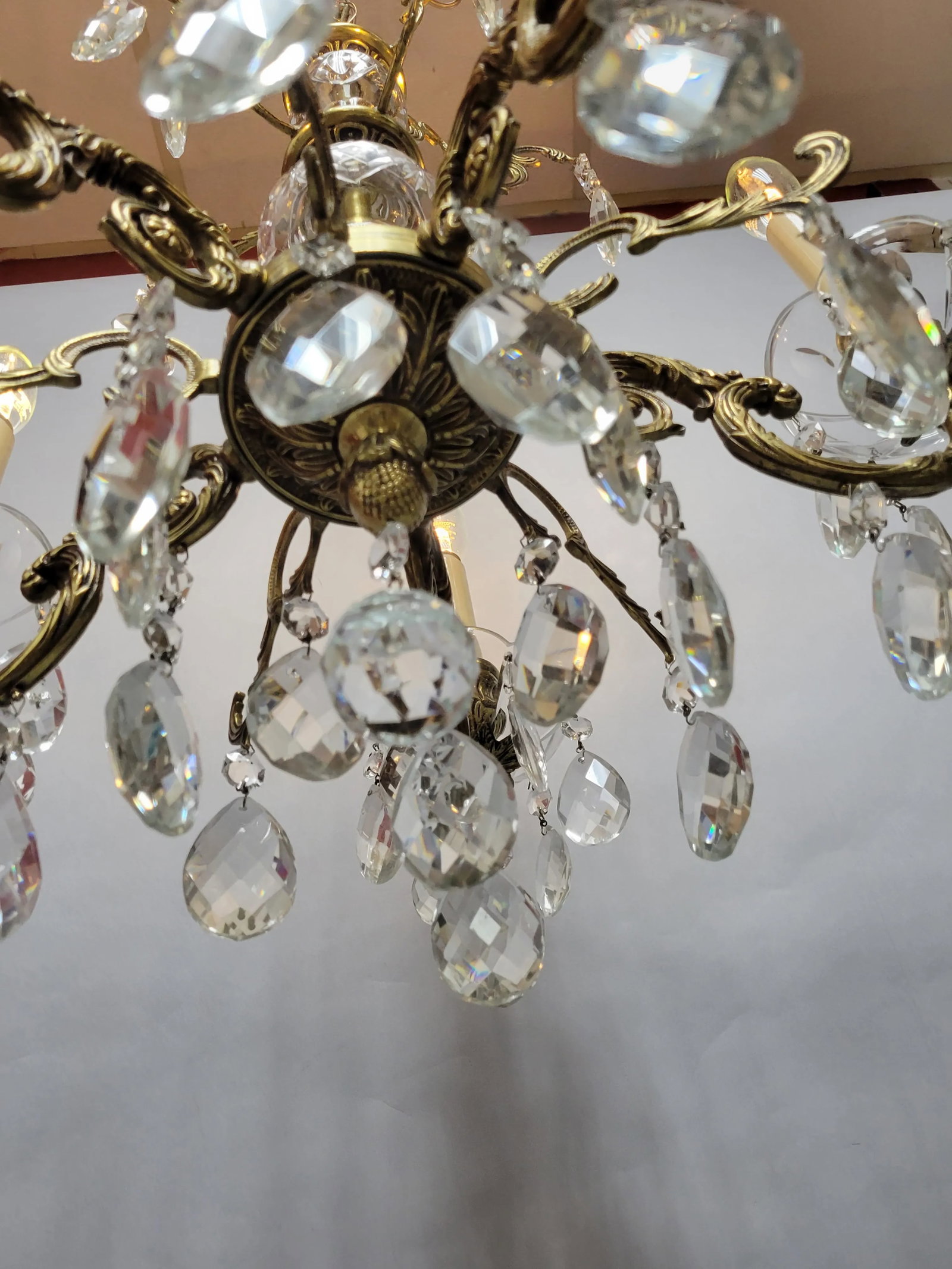 Mid 20th Century Cast Brass & Crystal Chandelier - 8