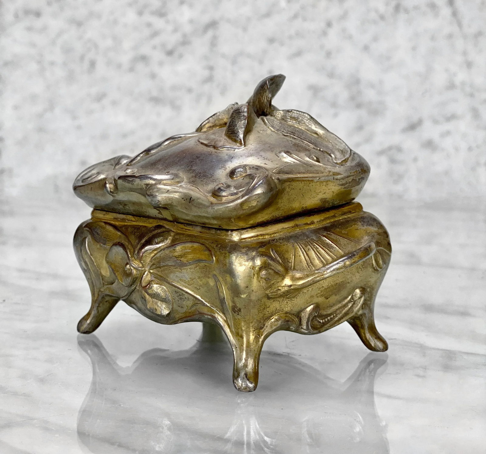 Vintage Art Nouveau Gold Gilded Cast Metal Trinket Dresser Box - 4