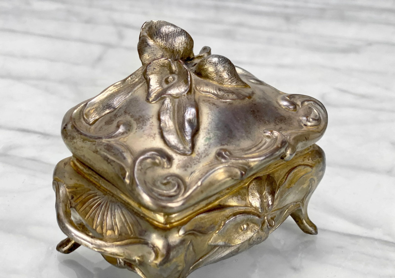 Vintage Art Nouveau Gold Gilded Cast Metal Trinket Dresser Box - 7
