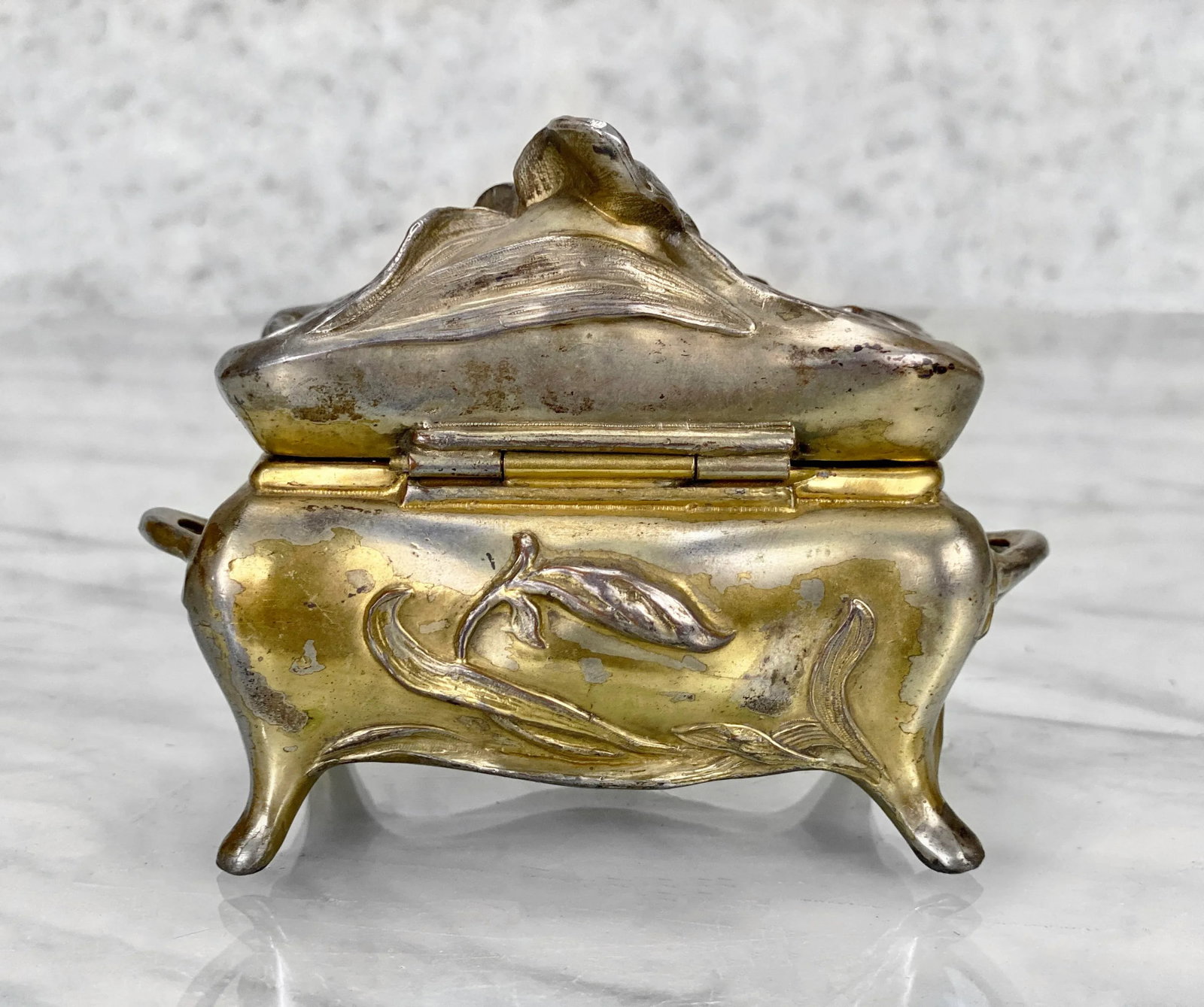 Vintage Art Nouveau Gold Gilded Cast Metal Trinket Dresser Box - 8