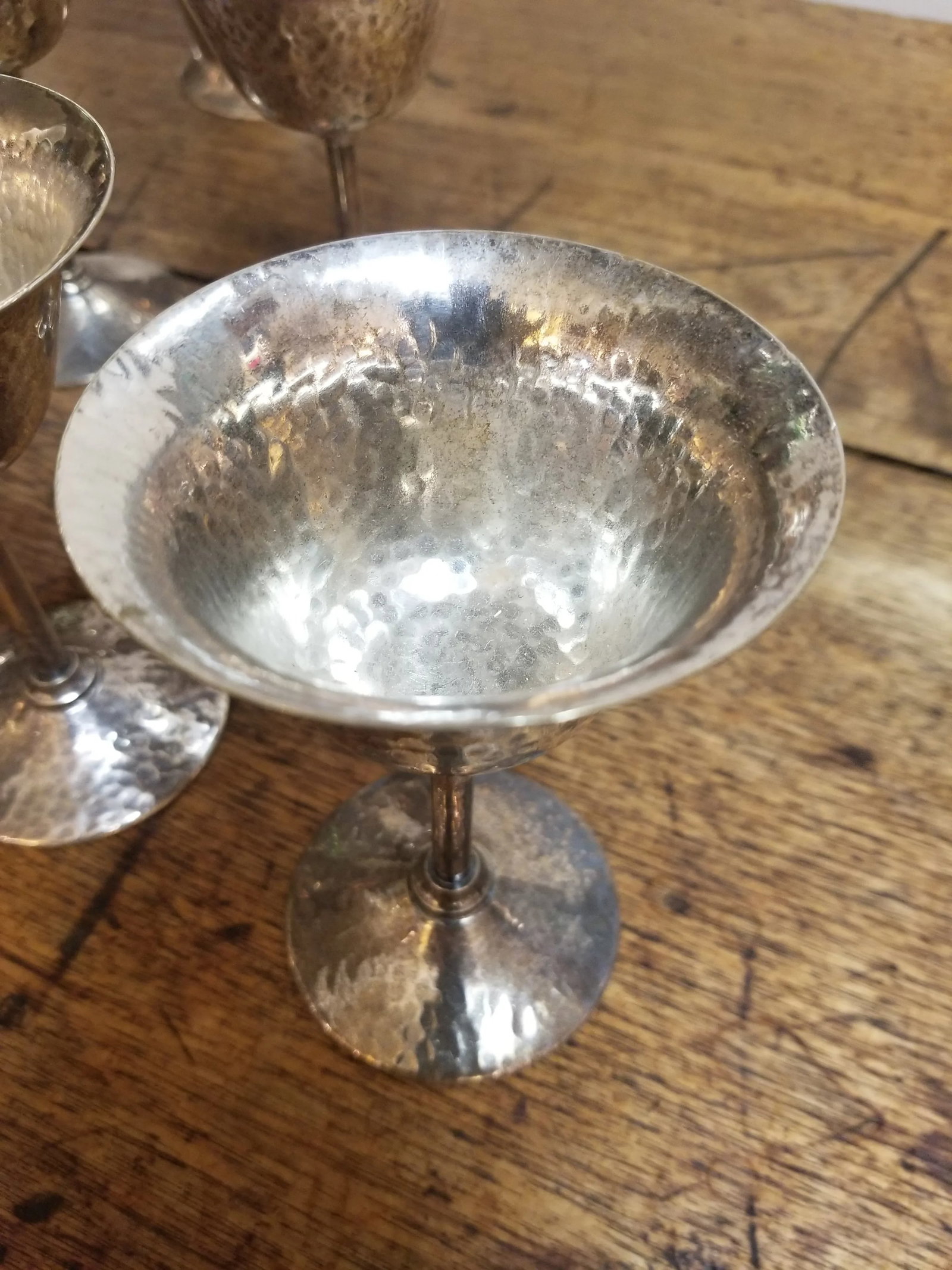 1920s Apollo Bernard Rice's Sons Art Deco Vintage Nickel Silver Hammered Cocktail Shaker & 6 Cocktai - 7