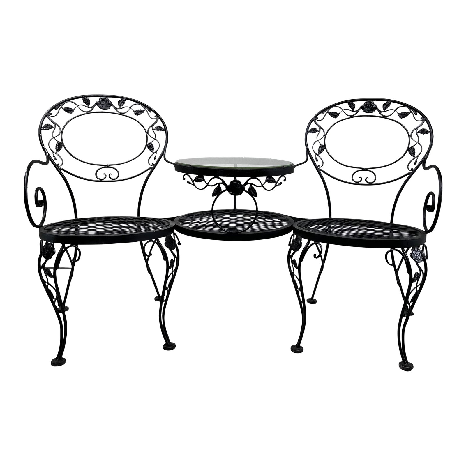 Woodard Furniture Tete-A-Tete Wrought Iron Outdoor Chantilly Rose Tete a Tete Chair Bench Loveseat: Woodard outdoor Furniture Company, Chantilly Rose Tete-a-Tete seat for two with attached table top with a glass top with a bit of ware but looks original. Features an umbrella ring. Seat 17"d x 17"w x