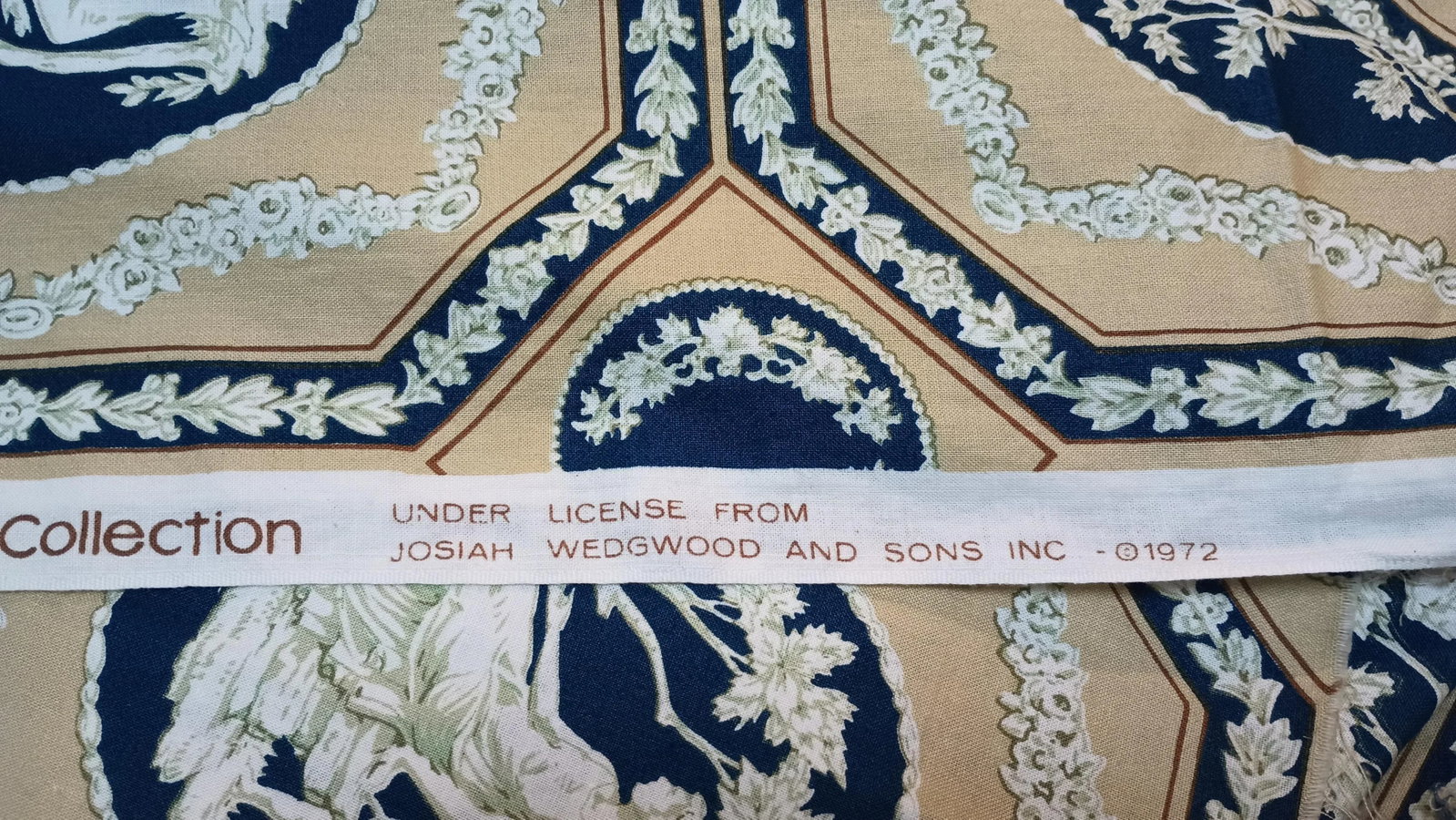 Schumacher Wedgwood "Jasperware" Print Vintage Cotton Fabric 3.75 Yards - 10