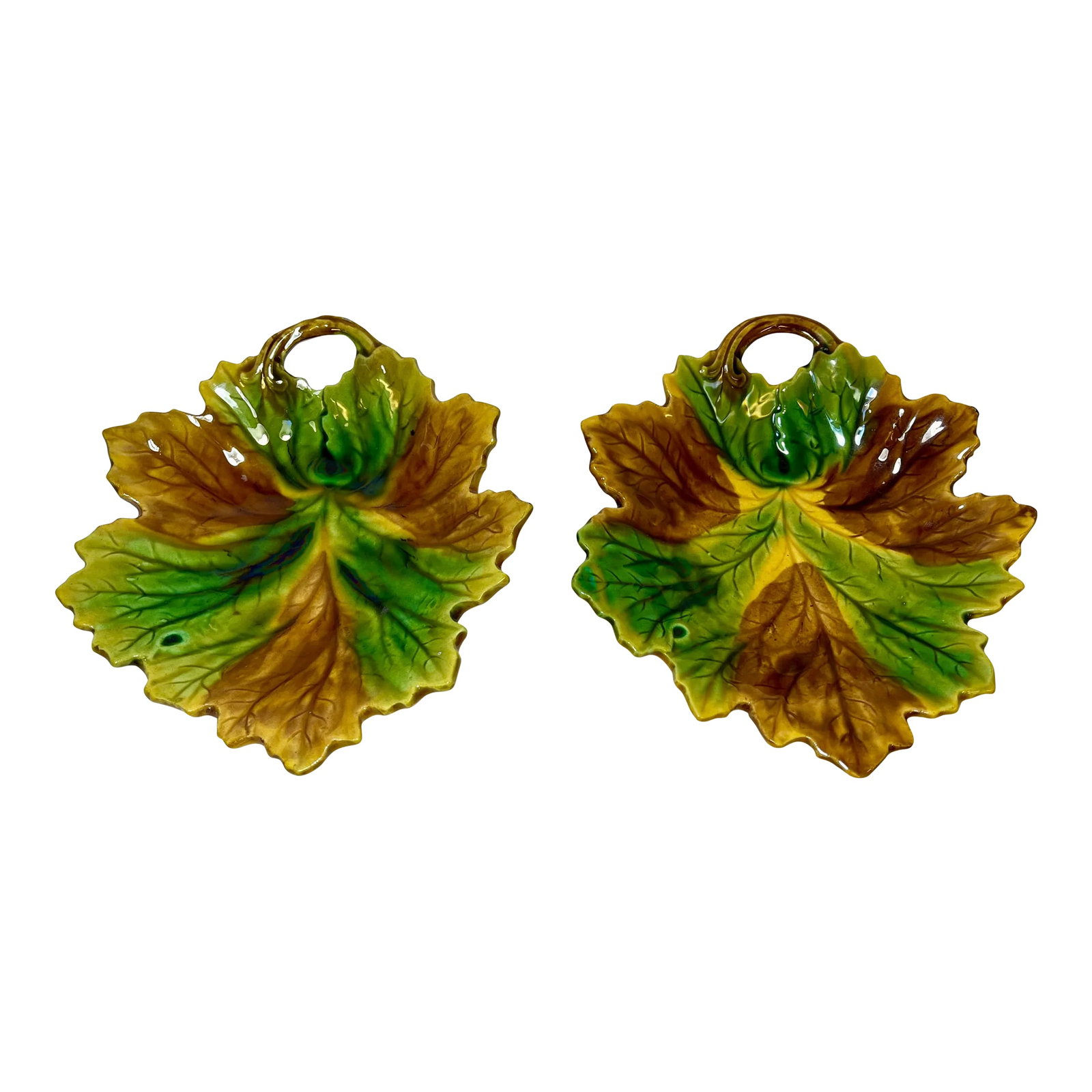 Antique Pair of Majolica Leaf Shaped Plates With Mottled Brown and Green Coloration From England - C (1 of 10)