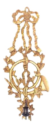 Vintage Giltwood Musical Candle Sconce: Vintage, French, carved, giltwood and bronze, music, wall candleholder sconce. Depicts a ribbon wrapped horn with a bronze candleholder arm. No maker's mark. Condition: Condition Notes: Excellent - Mi