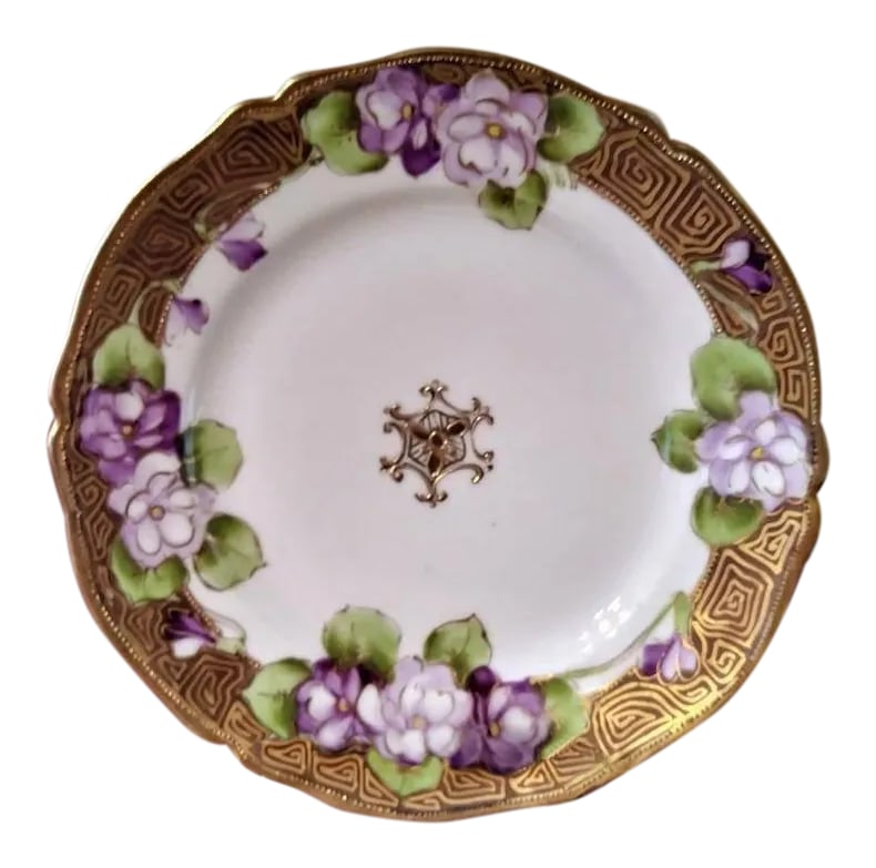 19th Century French Limoges Art Deco Plate: Antique French limoges hand painted plate with gold Moriage Art Deco trim. In beautiful condition, with absolutely no flaws noted. Condition: Alterations: Original Condition Unaltered Imperfections: S