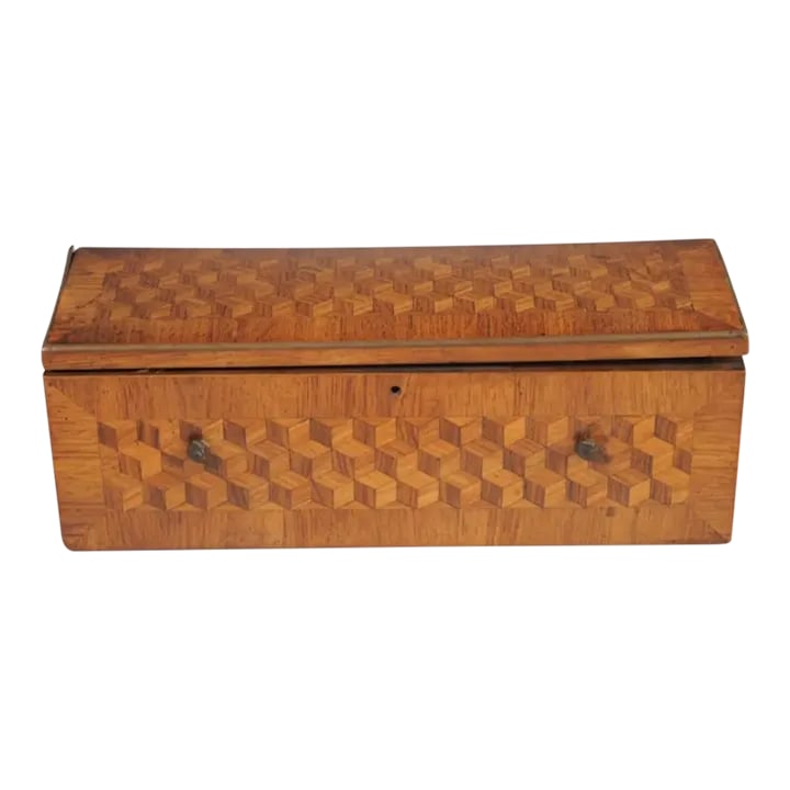 Trompe l'Oeil Marquetry Lidded Box (1 of 10)