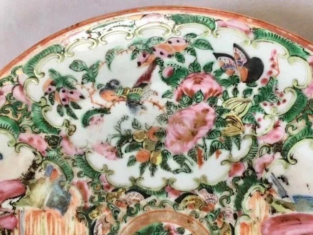 19th Century Chinese Rose Medallion Plate - 3