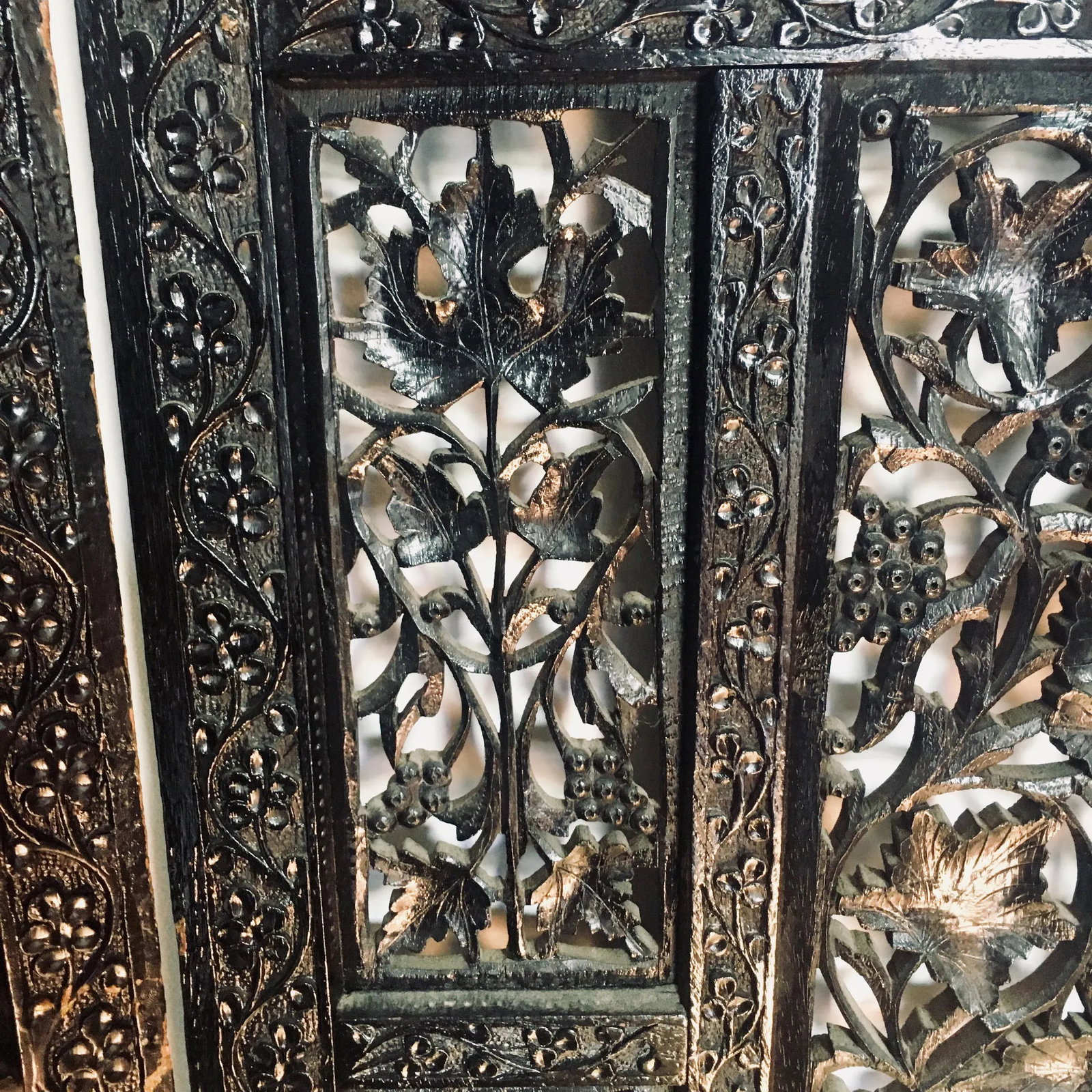 Aesthetic Movement Style Ebonized Tri-Panel Folding Screen - 7