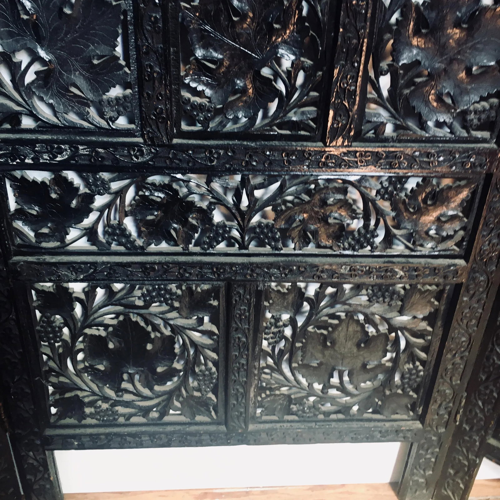 Aesthetic Movement Style Ebonized Tri-Panel Folding Screen - 8