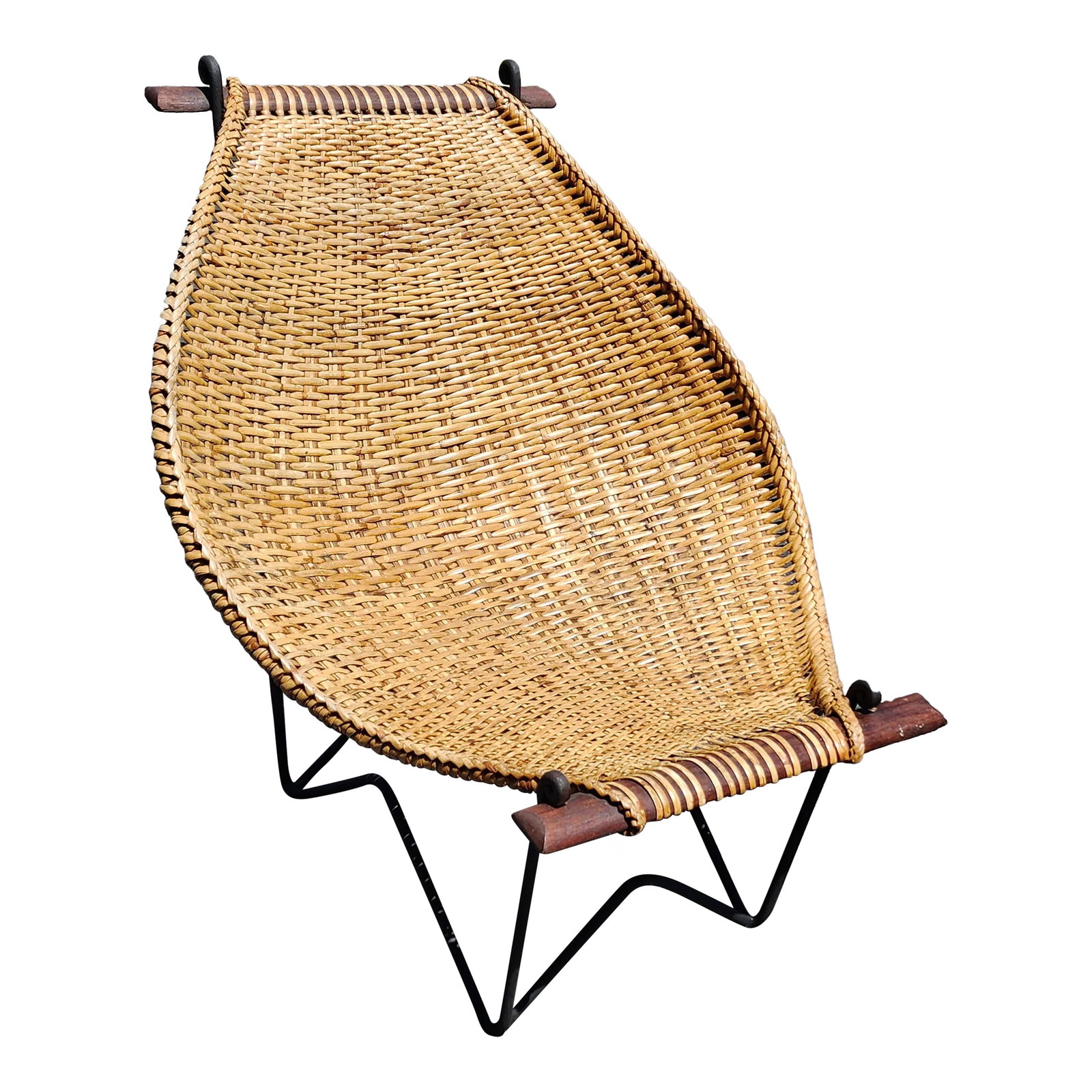1960s John Risley Iron and Cane Lounge Sling Chair: This listing consists of a beautiful midcentury modern outdoor or indoor wicker sling chair by John Risley from the 1960s. It is in great shape with no damage. metal has been repainted and wicker in