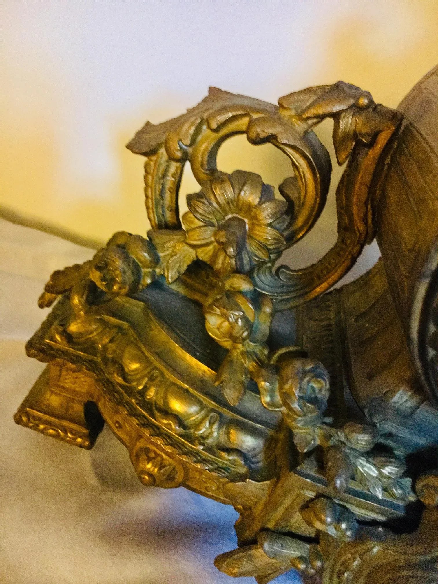 Victorian Ormolu Mantel Clock - 4