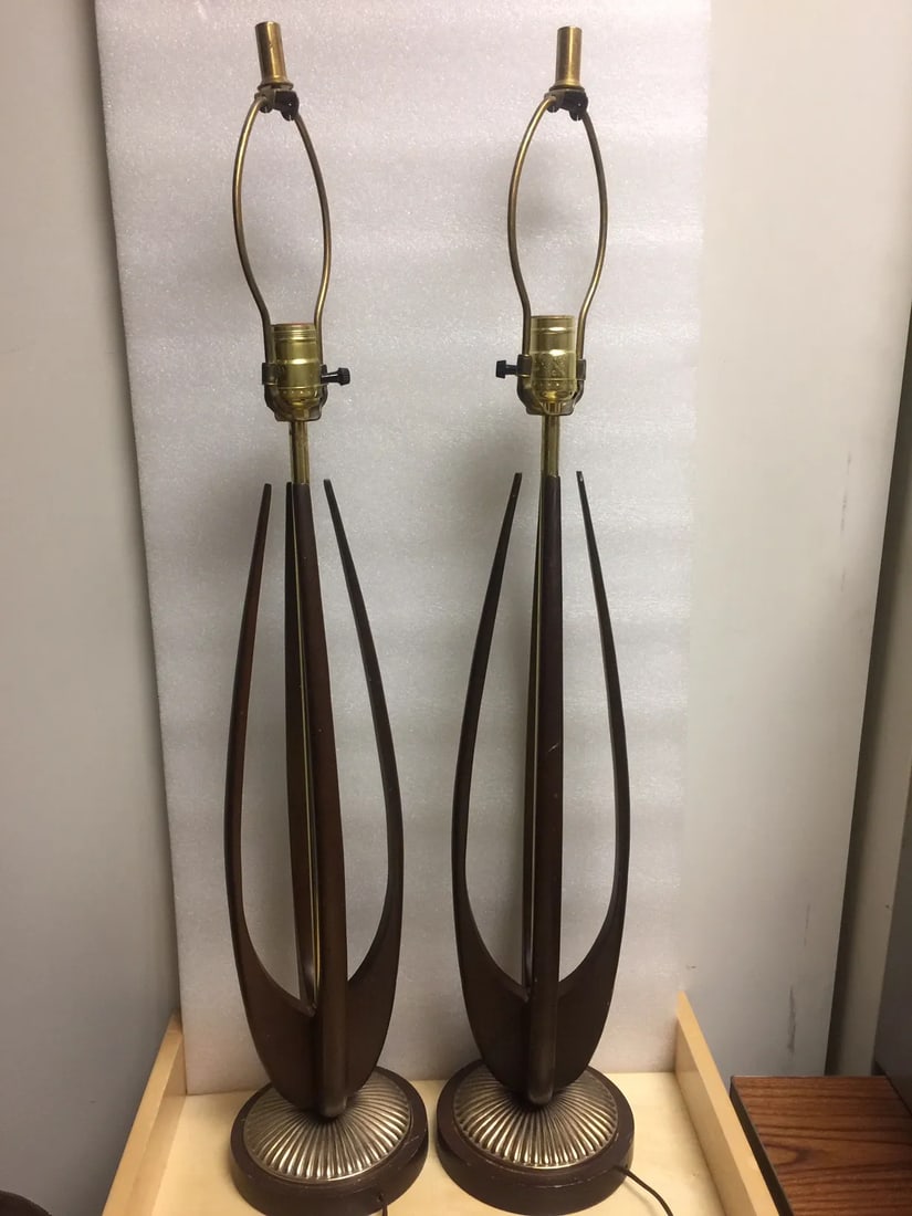 Mid 20th Century Mid-Century Modern Lamps - a Pair - 3