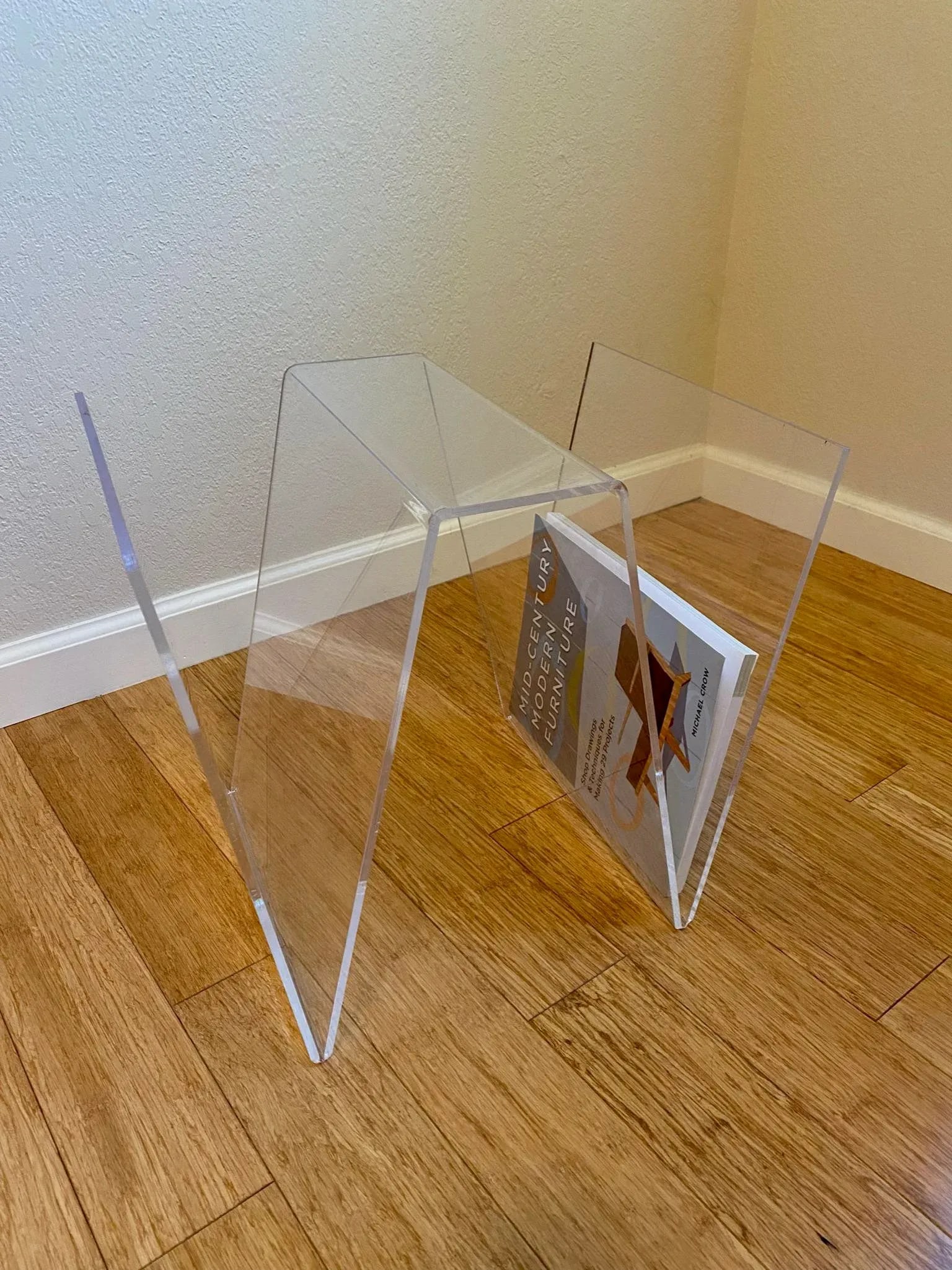 Mid Century Modern Bent Lucite Magazine Rack - 3