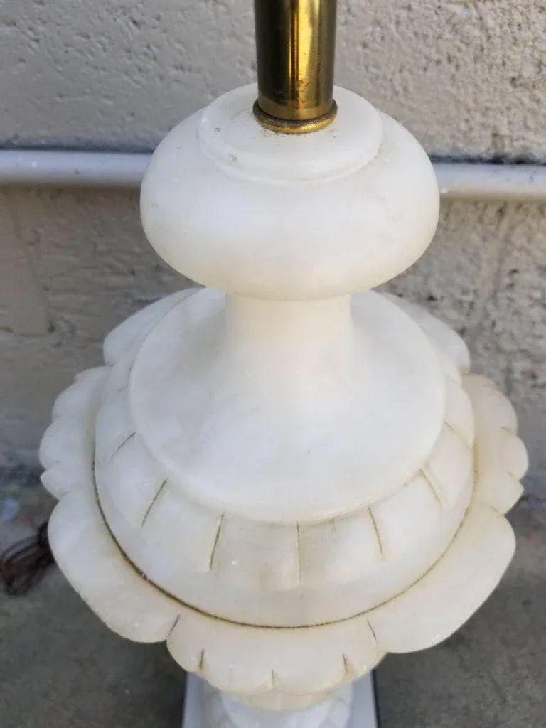 Large-Scale Alabaster Table Lamp - 5