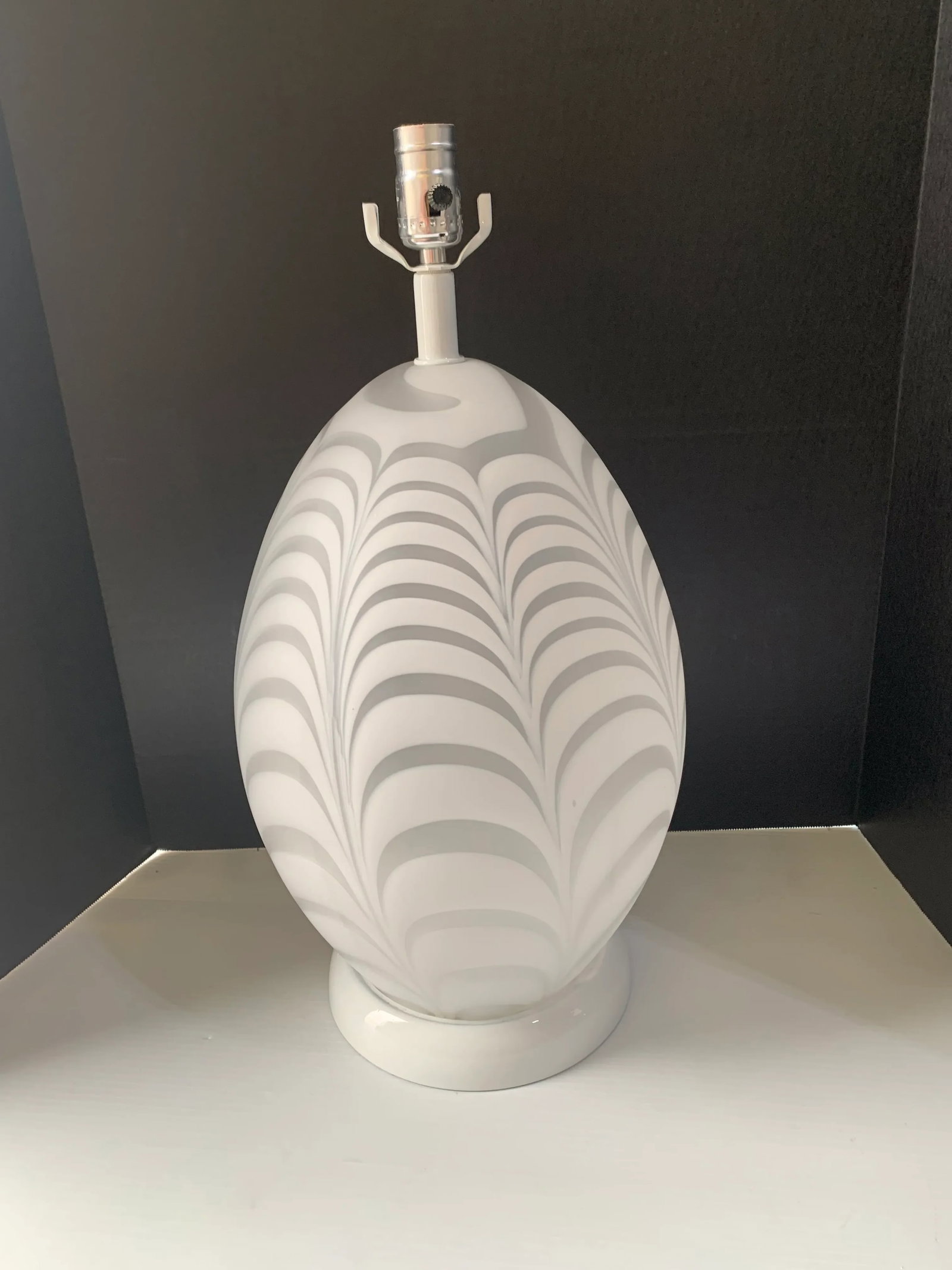 1970s White Murano Table Lamps - a Pair - 7