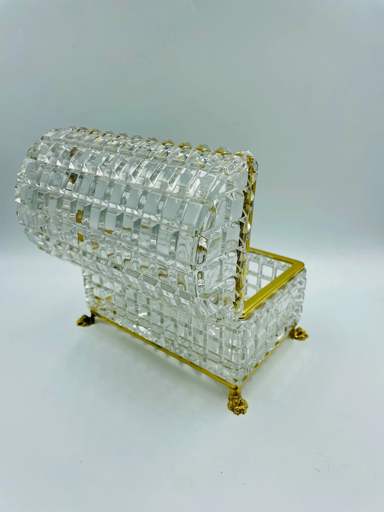 Large Mid 20th Century Domed Crystal & Gold Plated Clawfoot Box - 4