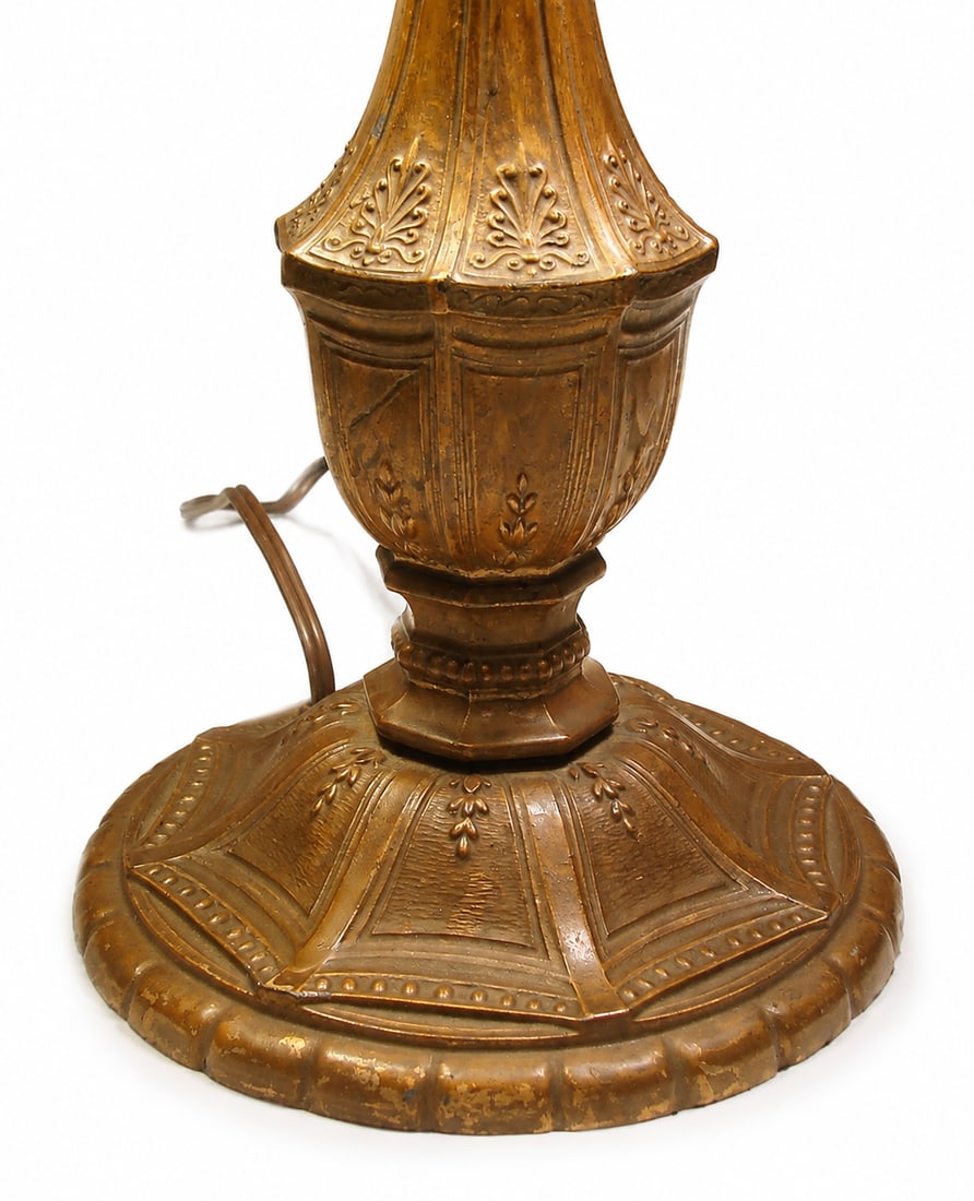 Vintage Amber Slag Glass Table Lamp With Ornate Metal Base - 4